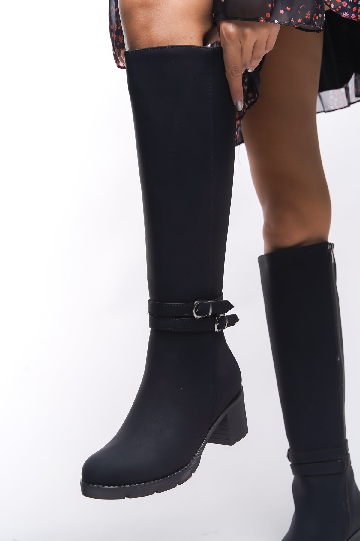 Riccon Zauhilde Kadın Toka Detaylı Topuklu Çizme 0012746