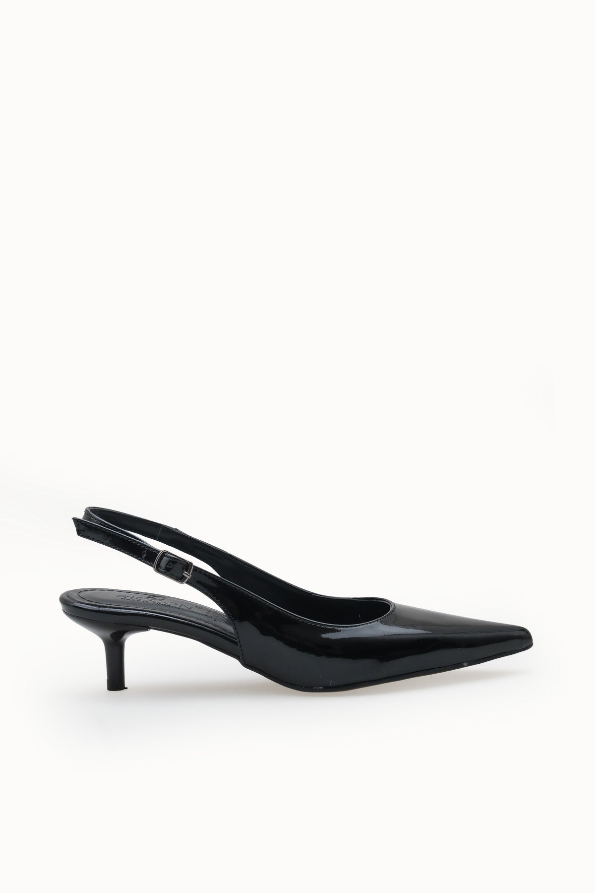 Riccon Kadın Sivri Burunlu Arkası Açık İnce Topuklu Ayakkabı 0012200 Siyah Rugan