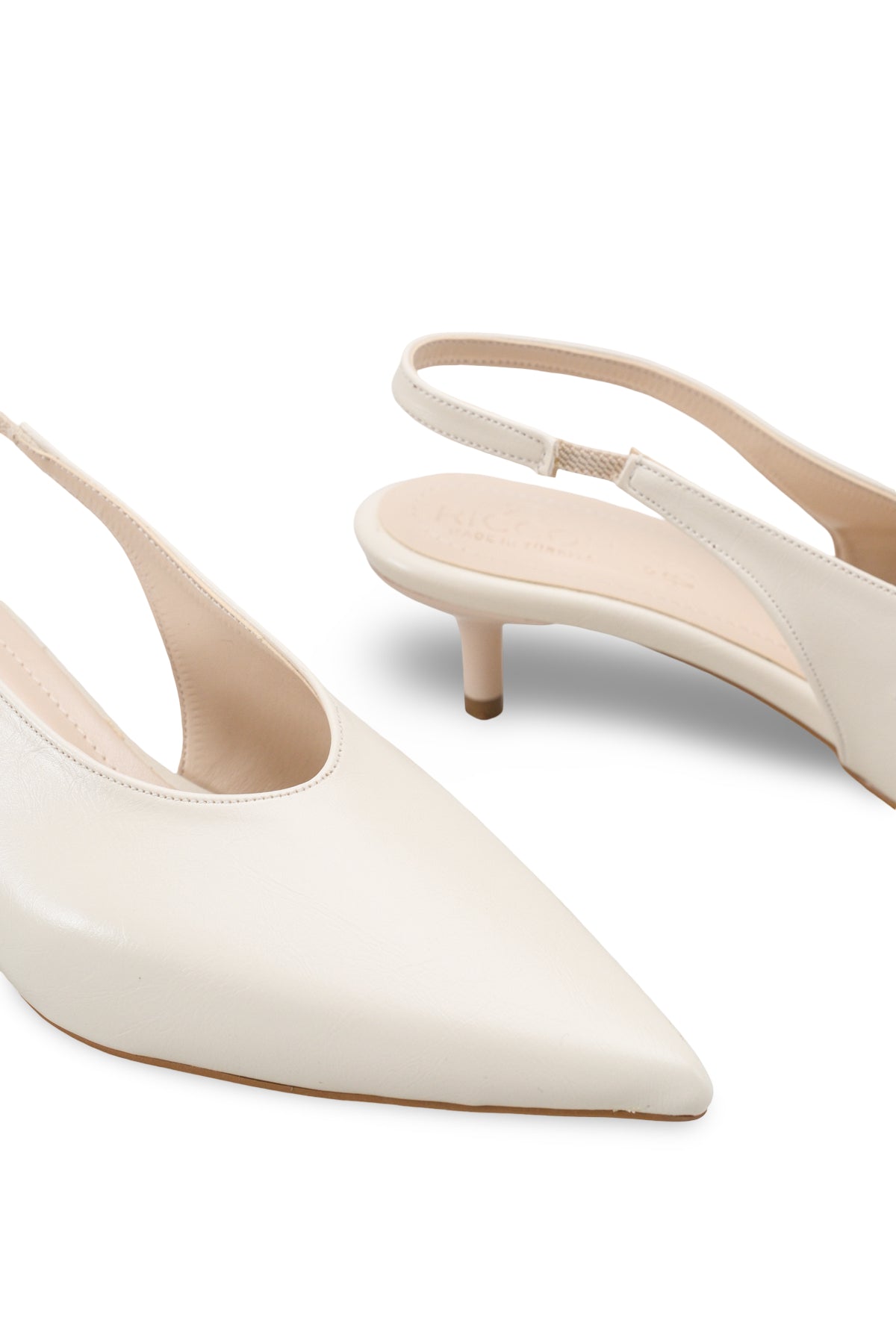 Riccon Kadın Sivri Burunlu Arkası Açık İnce Topuklu Ayakkabı 0012260 Ten Rustik