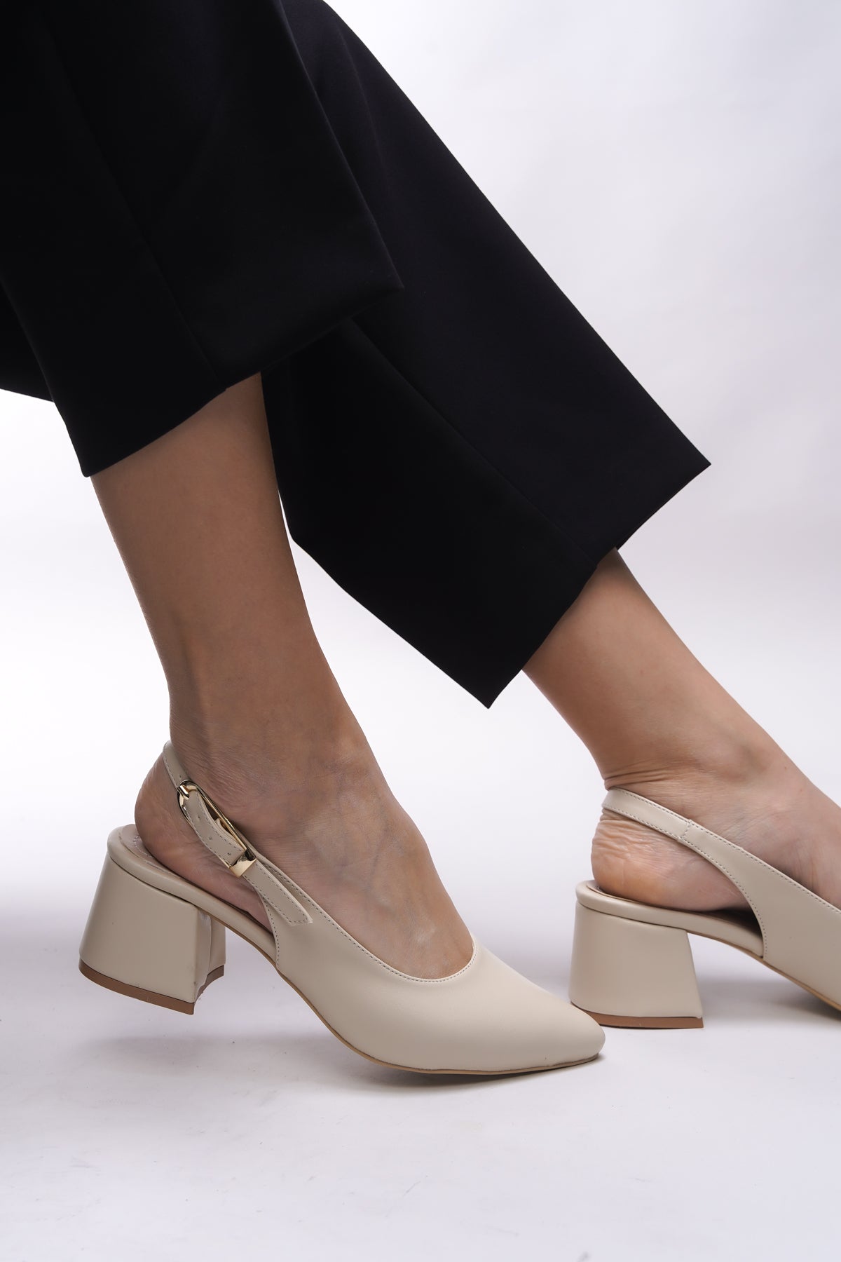 Riccon Eveltihne Kadın Topuklu Ayakkabı 0012309