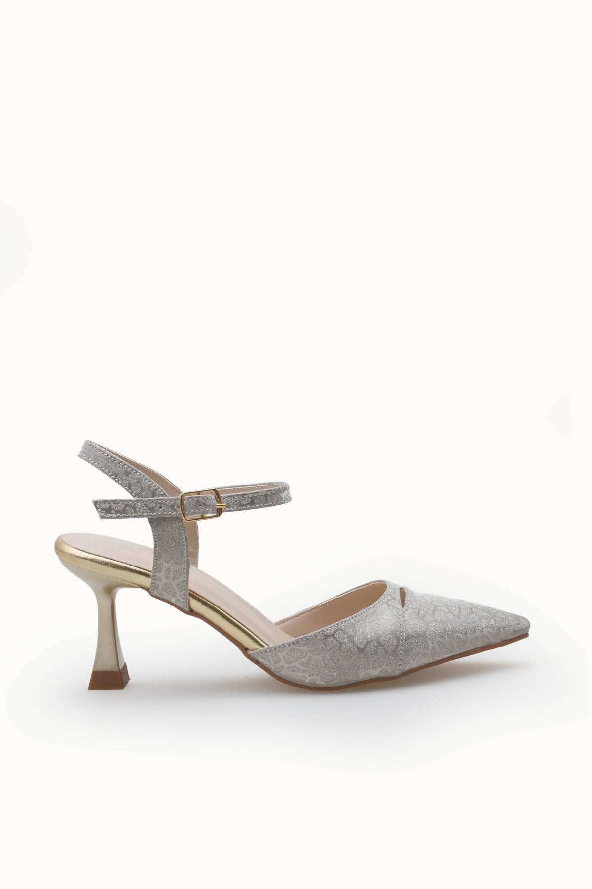 Riccon Kadın Sivri Burunlu Arkası Açık İnce Topuklu Ayakkabı 0012727 Altın Dokulu