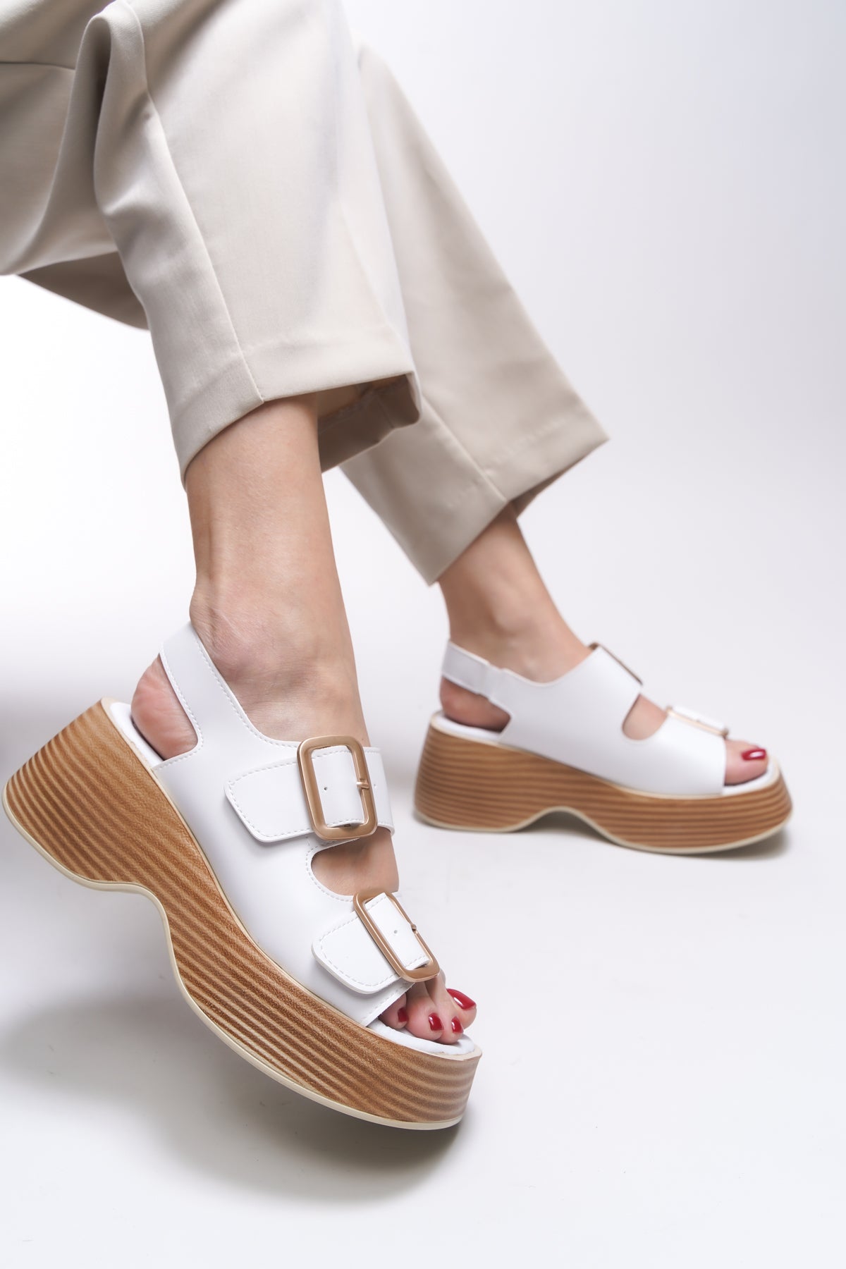 Riccon Zinkilia Kadın Çift Tokalı Sandalet 001292