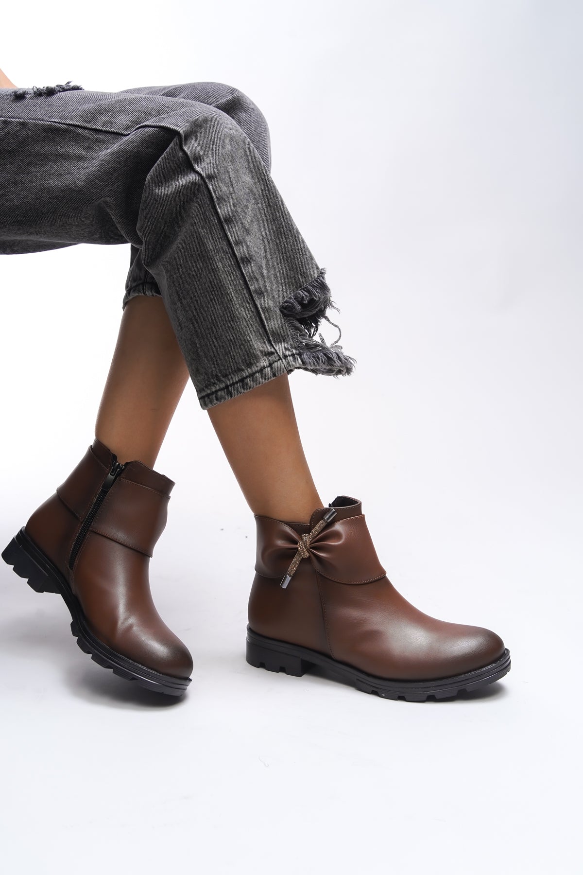 Riccon Gaenledha Kadın Kurdele ve Taş Detaylı Bot