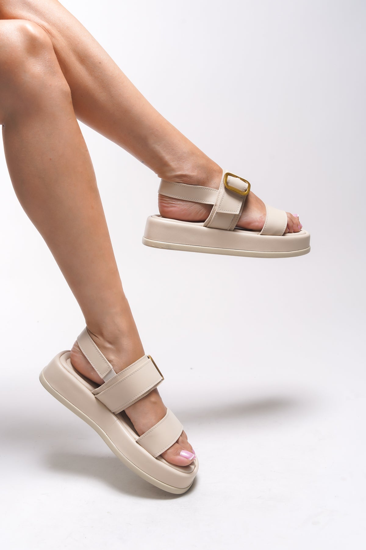 Riccon Yiendrae Kadın Tokalı Sandalet 0012785