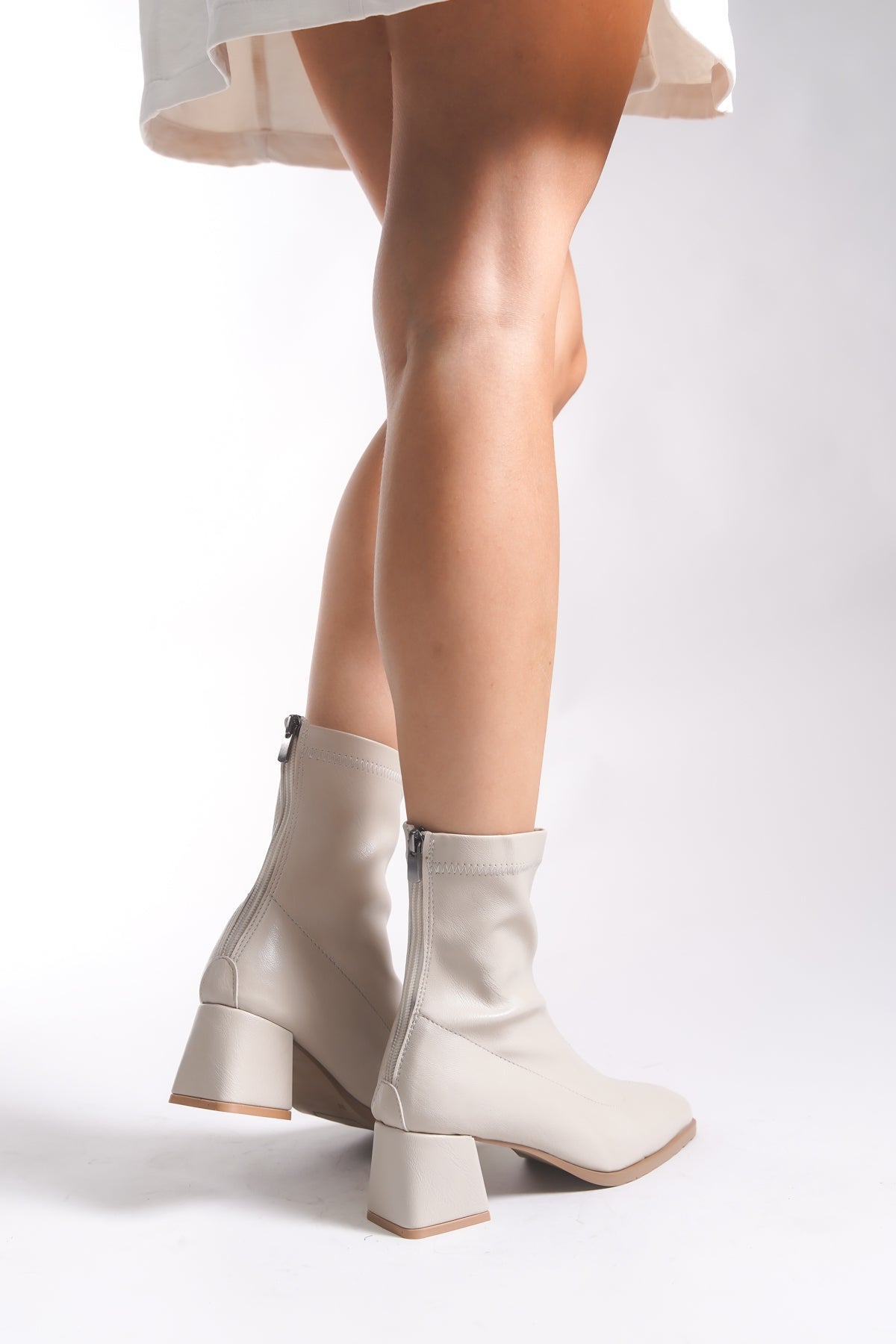 Riccon Kadın Topuklu Bot 00120020