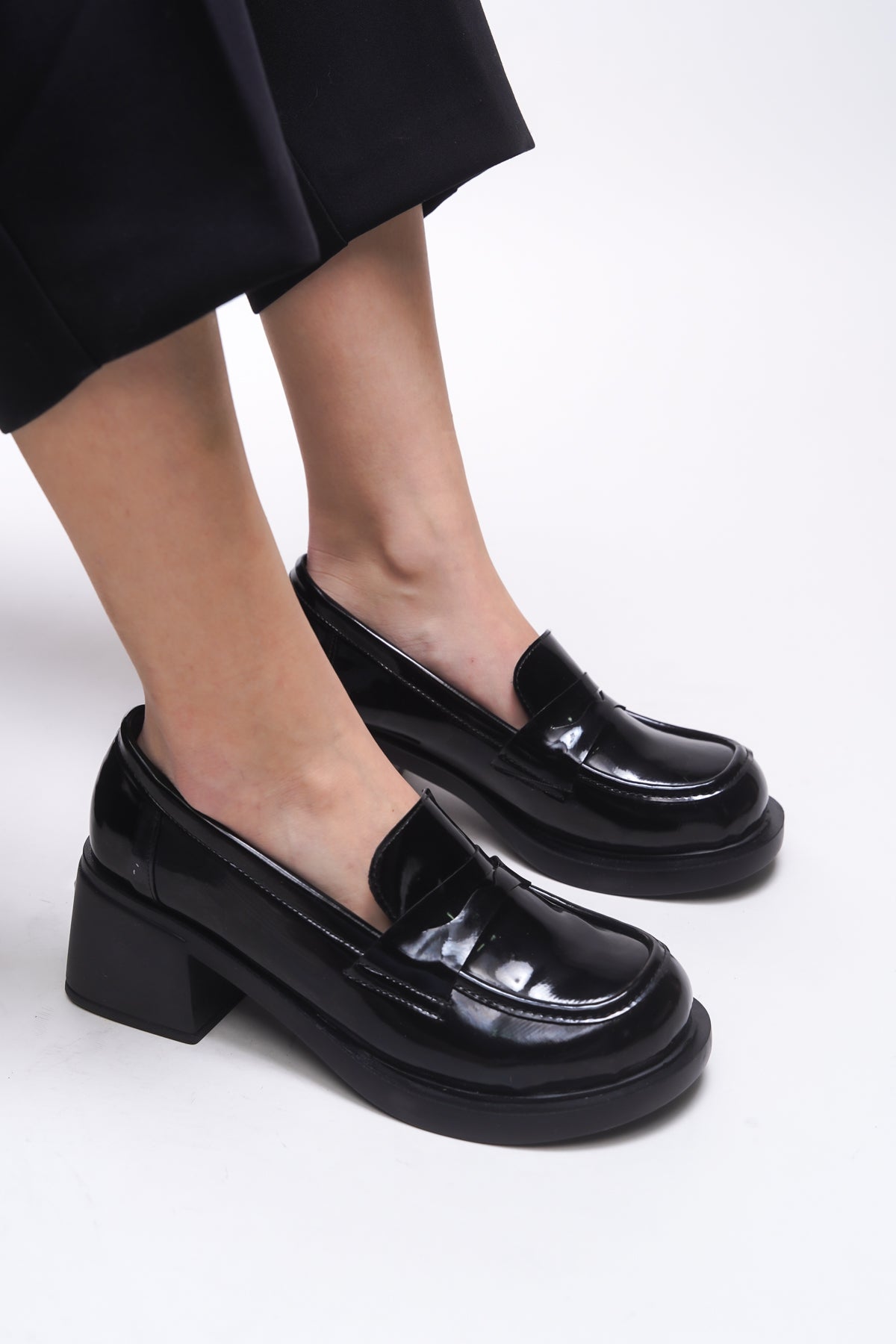 Riccon Yllthyl Kadın Loafer 0012500 Siyah Rugan