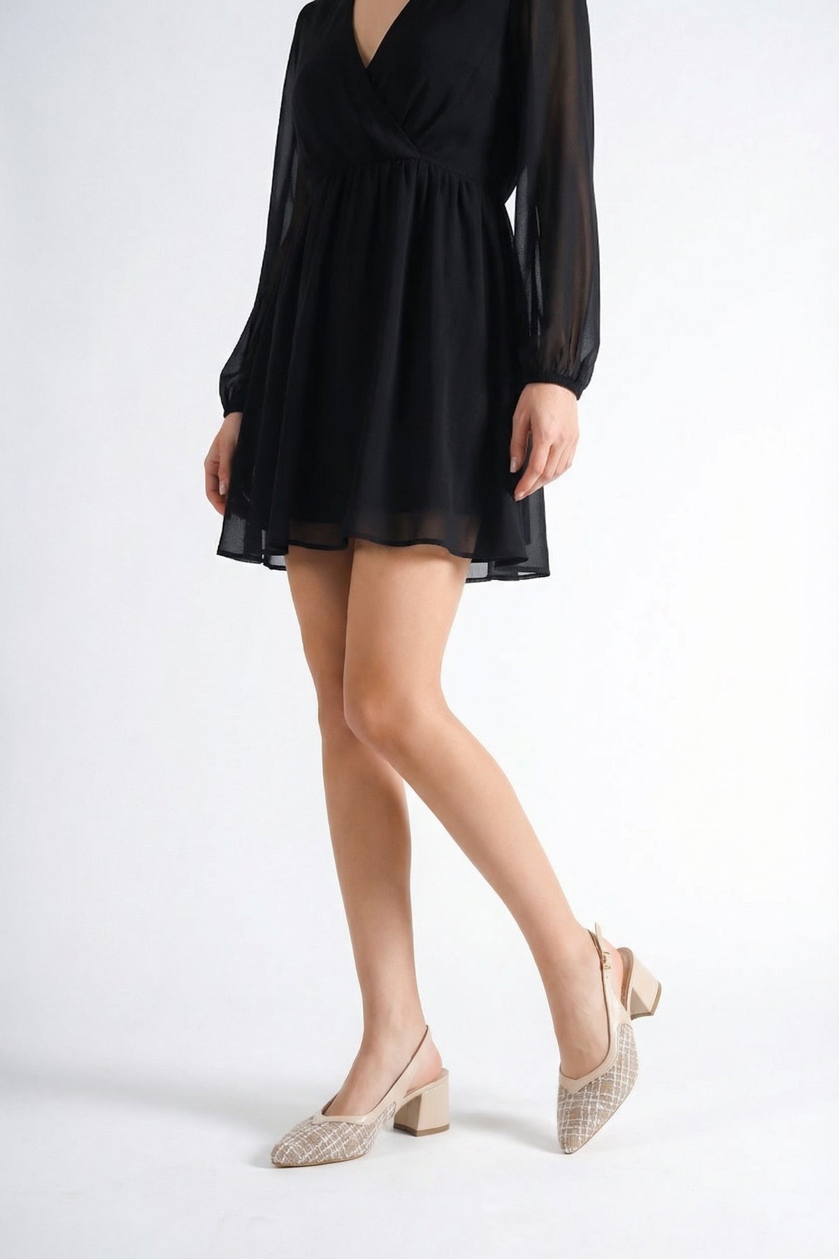 Riccon Kadın Sivri Burunlu Arkası Açık Topuklu Ayakkabı 0012453 Ten