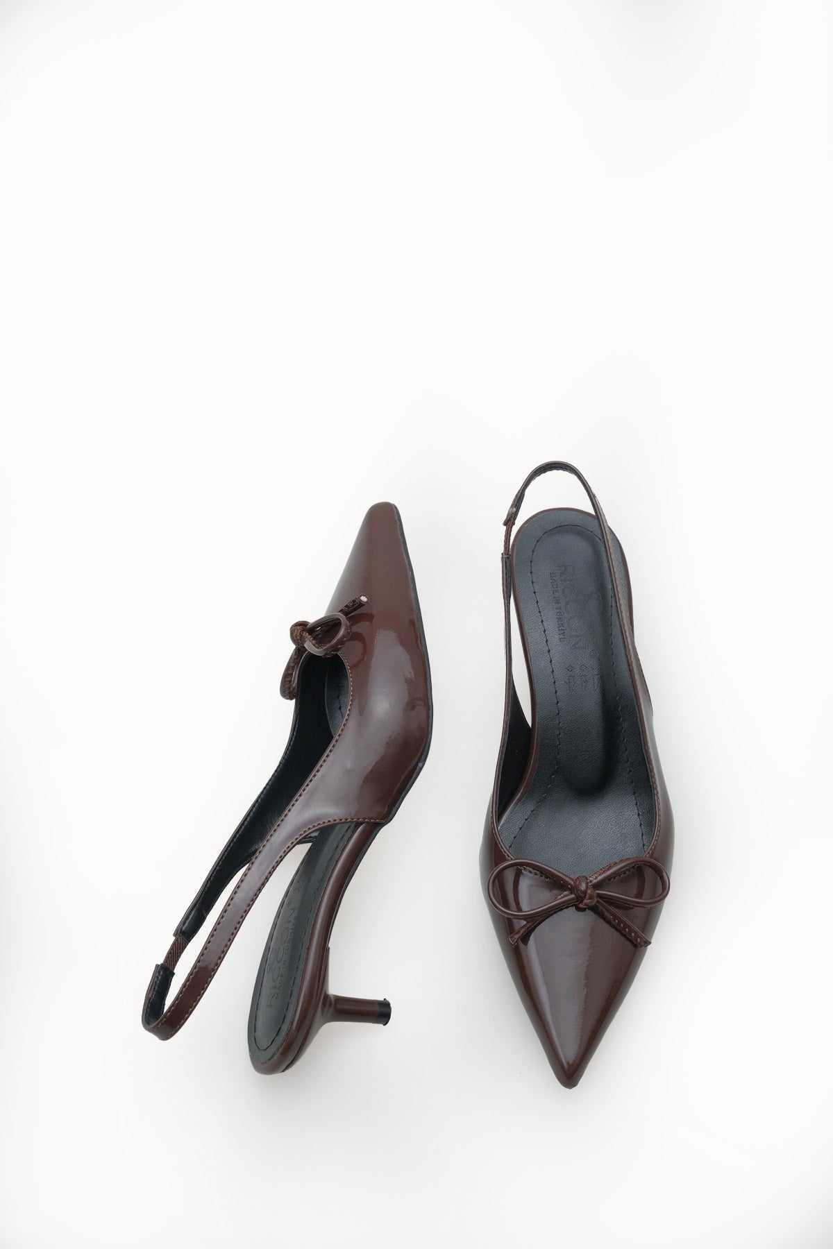 Riccon Kadın Sivri Burunlu Arkası Açık İnce Topuklu Ayakkabı 0012201 Kahverengi Rugan