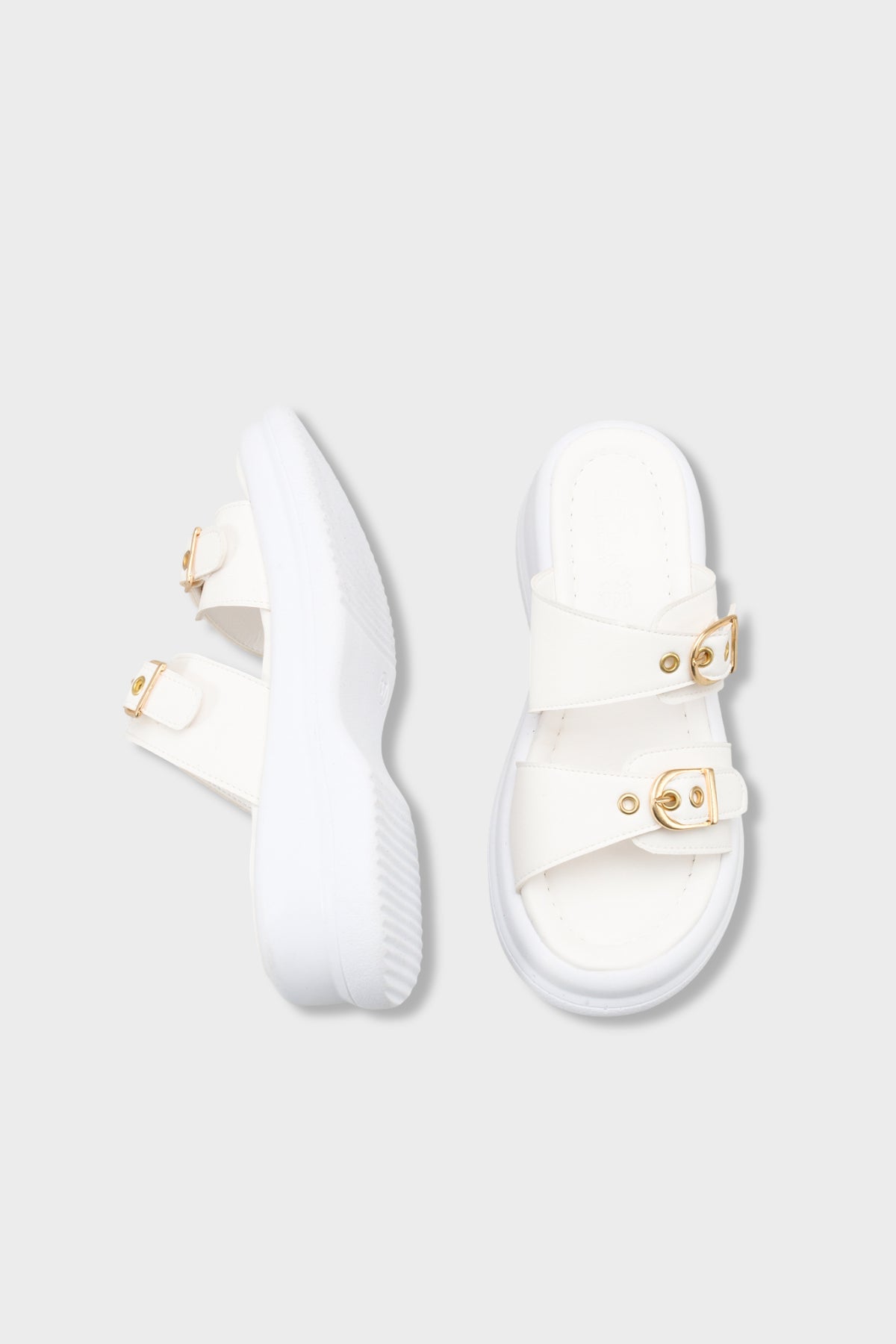 Riccon Kadın Çift Tokalı Terlik 00121027 Beyaz