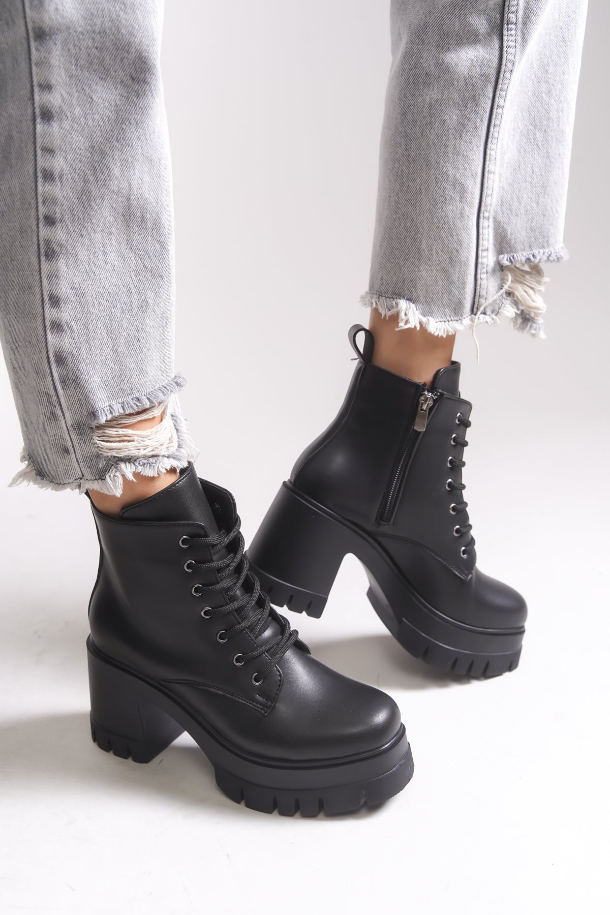 Riccon Nvanor Kadın Topuklu Bot 0012504