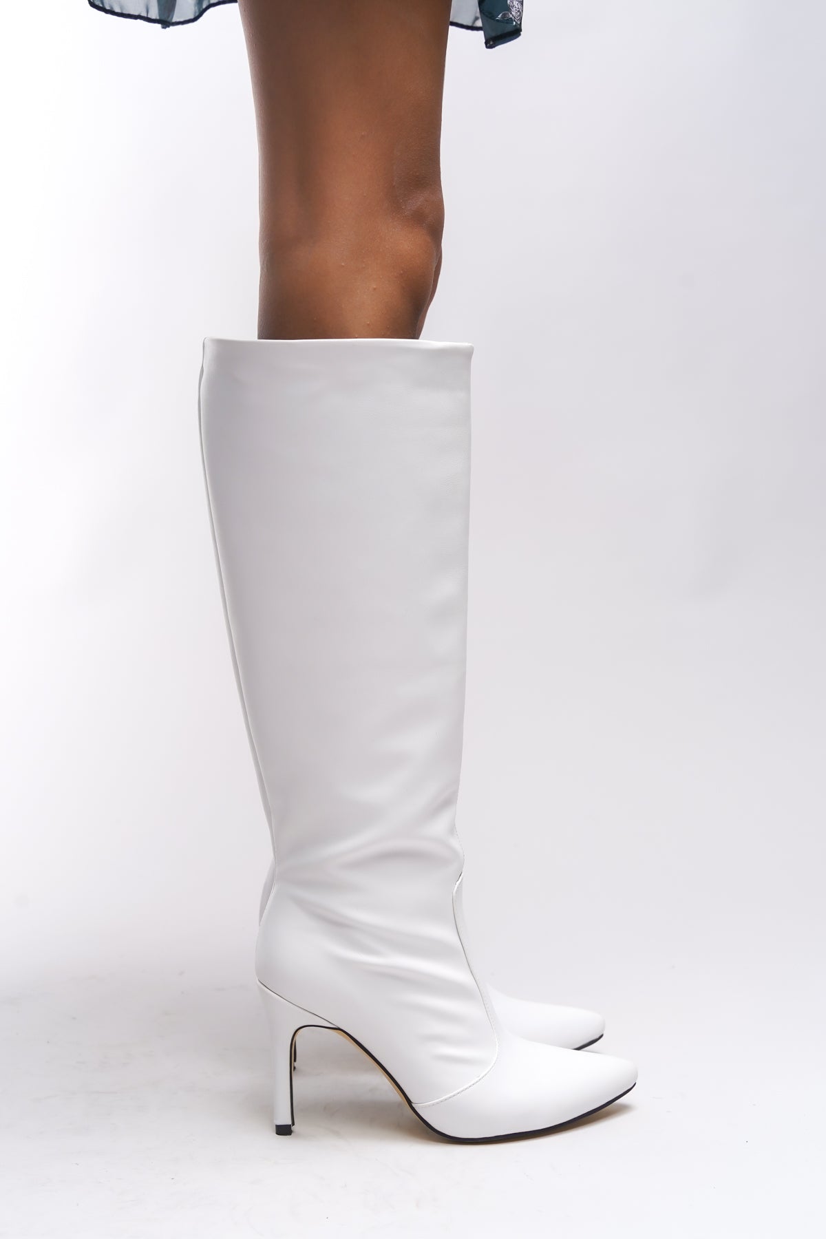 Riccon Hilnaril Kadın Sivri Topuklu Çizme 00123000