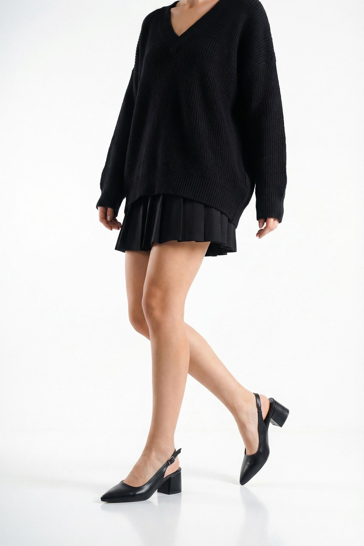 Riccon Kadın Sivri Burunlu Arkası Açık Topuklu Ayakkabı 0012420 Siyah Rustik