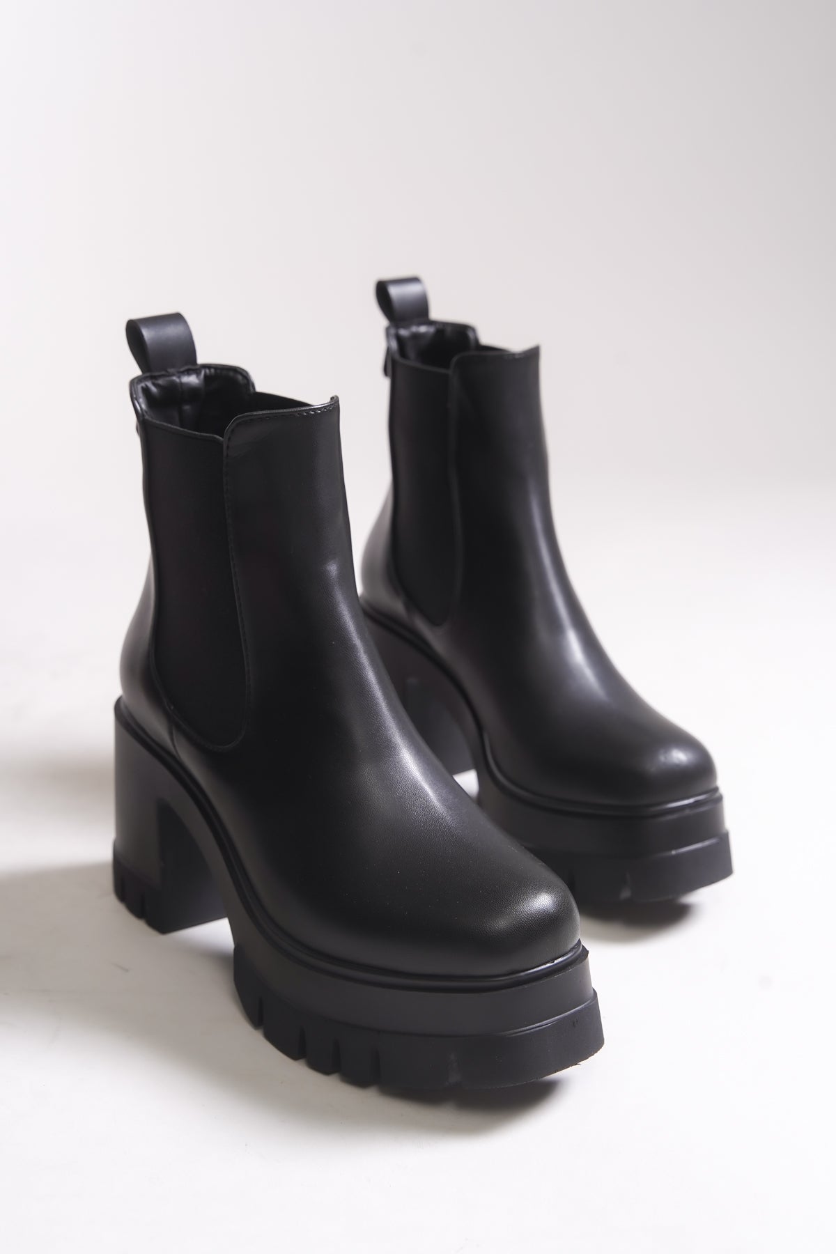 Riccon Nyendorei Kadın Topuklu Bot 0012502