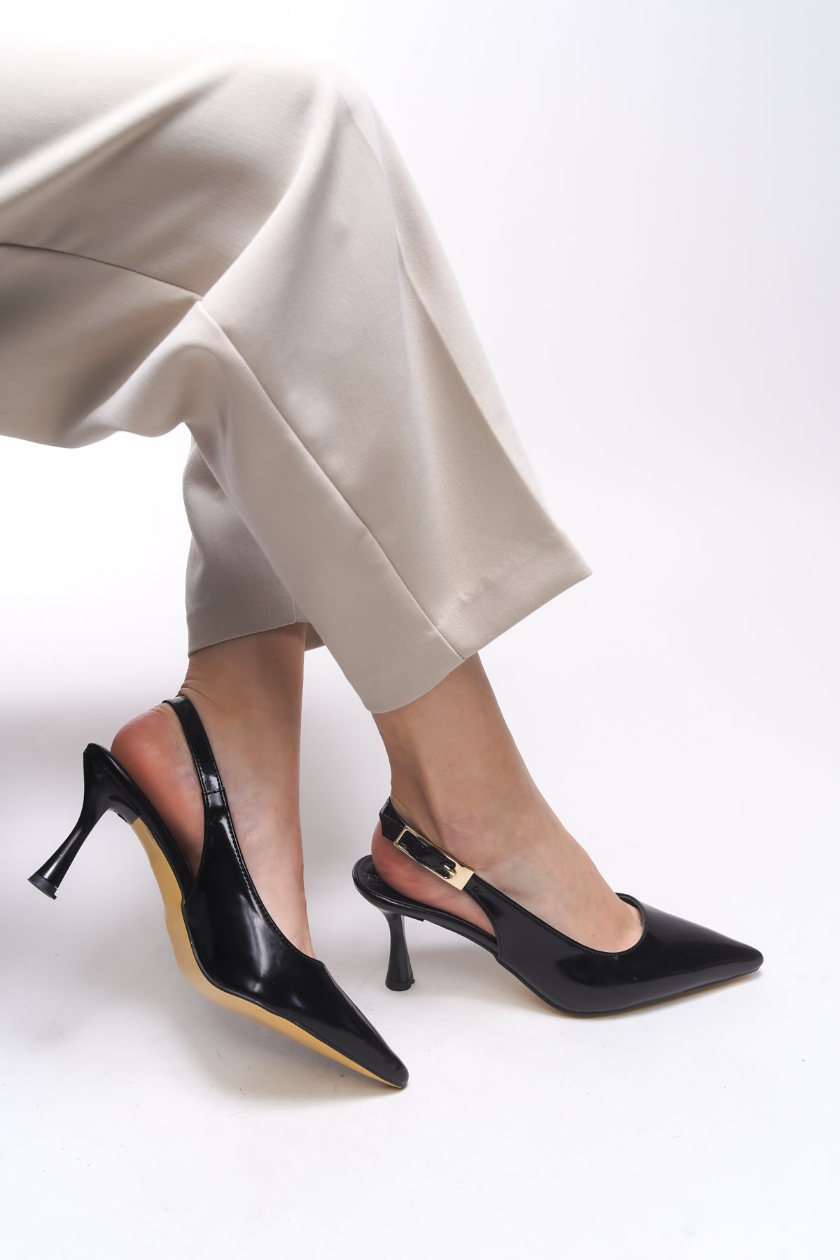 Riccon Theftrine Kadın Sivri Burun Topuklu Ayakkabı 0012106