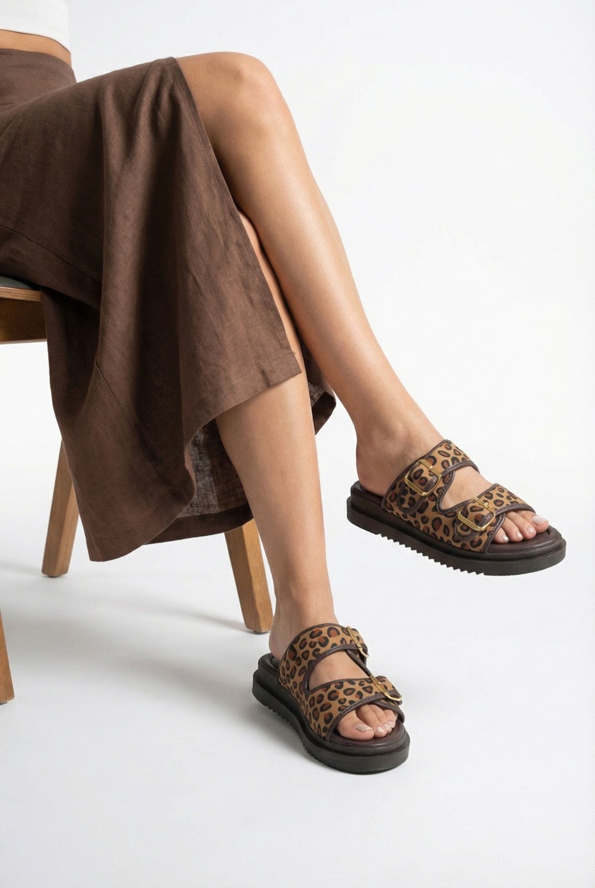 Riccon Kadın Çift Tokalı Terlik 00120401 Kahverengi