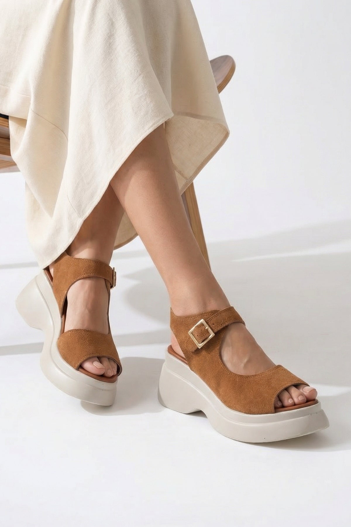 Riccon Quelaela Kadın Sandalet 0012906 Taba Deri Dokulu