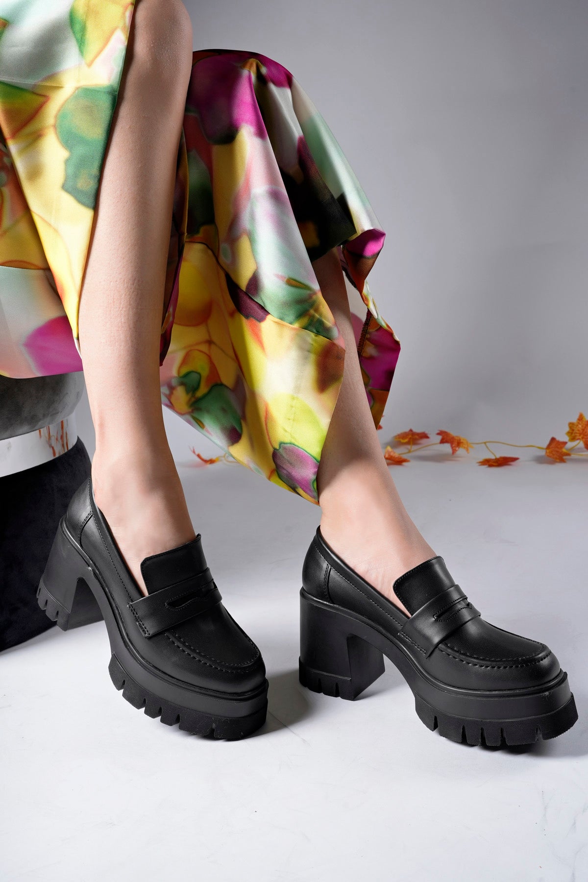 Riccon Syagroth Kadın Loafer 0012506 Siyah Cilt