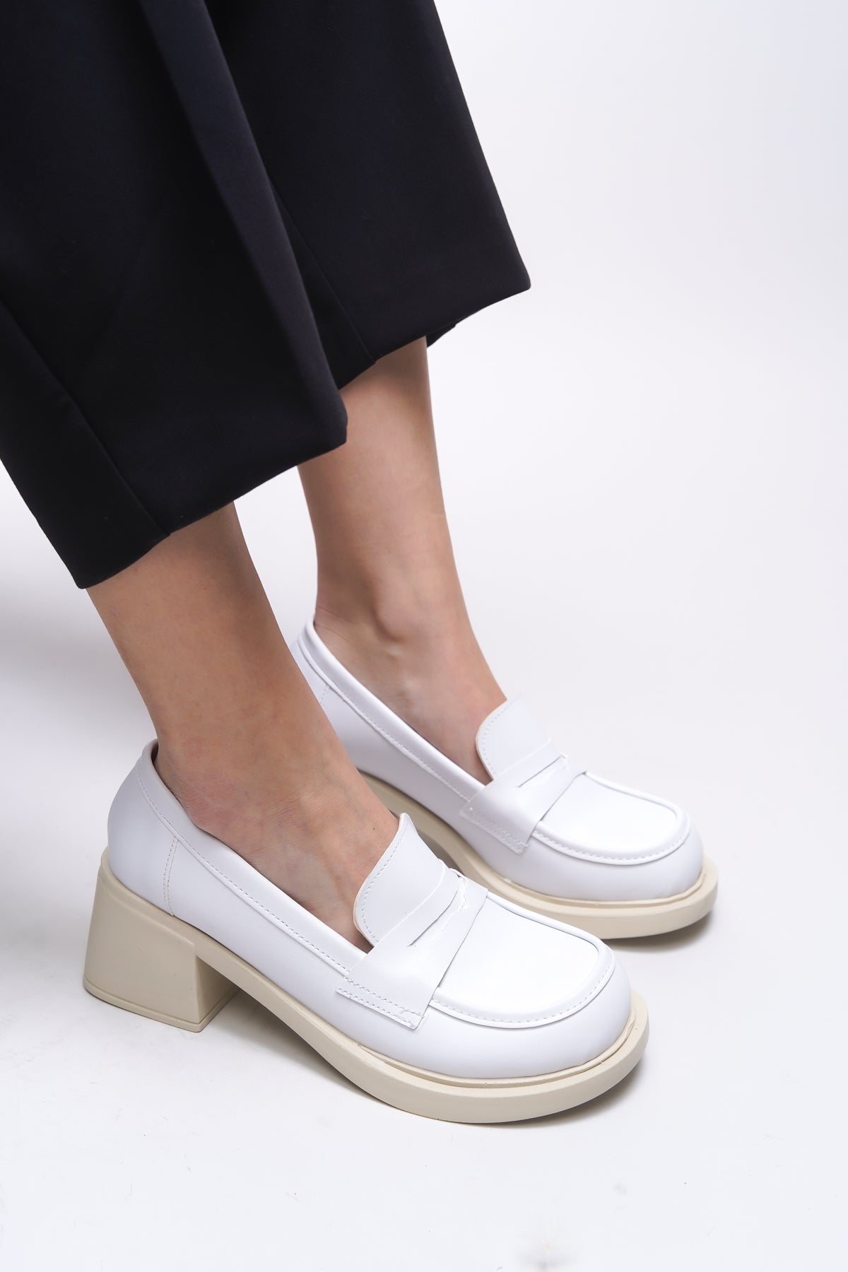 Riccon Yllthyl Kadın Loafer 0012500 Beyaz Cilt