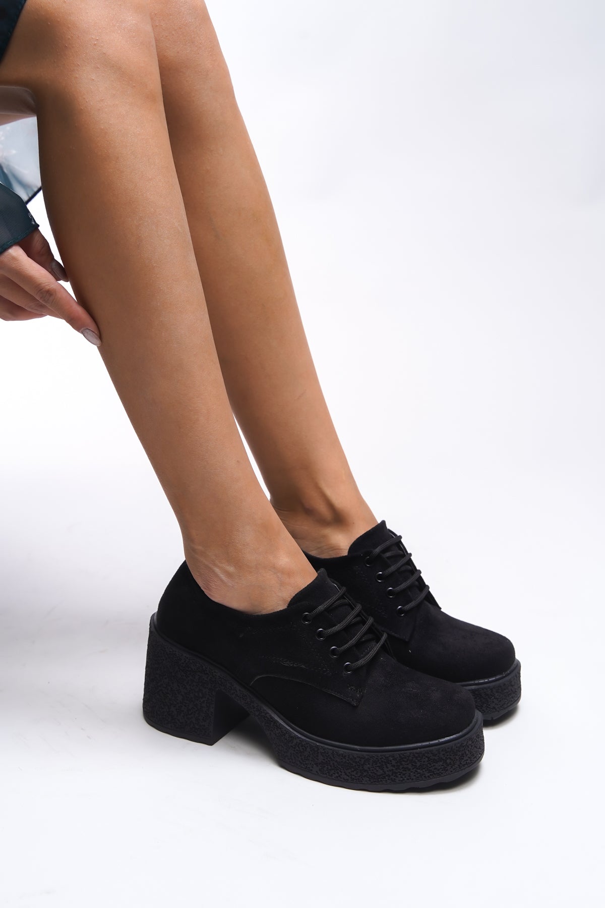 Riccon Thimdrarn Kadın Topuklu Bağcıklı Loafer 00121540 Siyah Süet