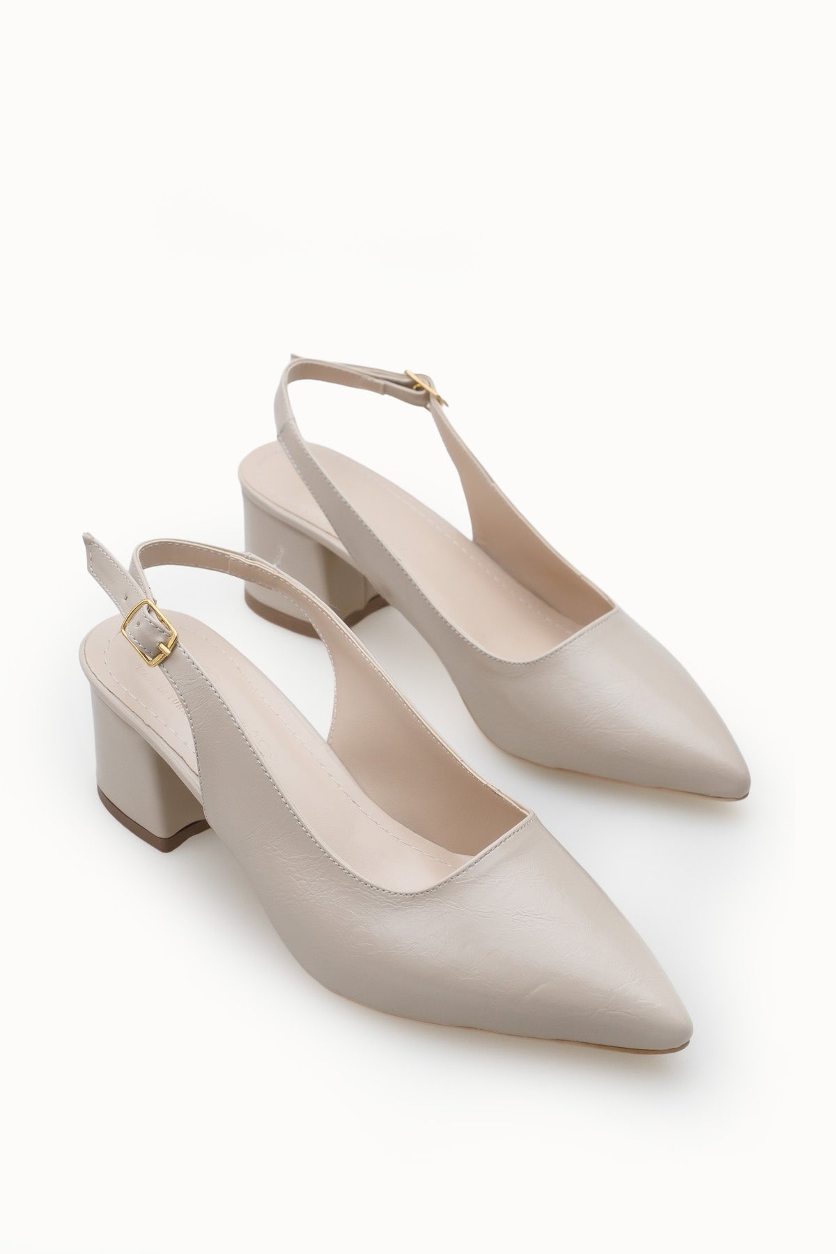 Riccon Kadın Sivri Burunlu Arkası Açık Topuklu Ayakkabı 0012420 Ten Rustik