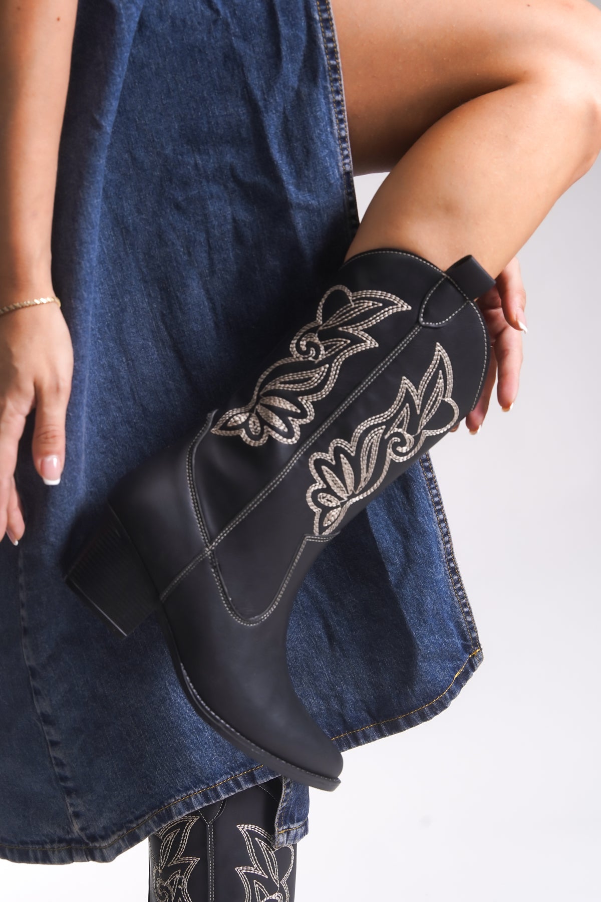 Riccon Qiraveth Kadın Western Kısa Çizme 001250061