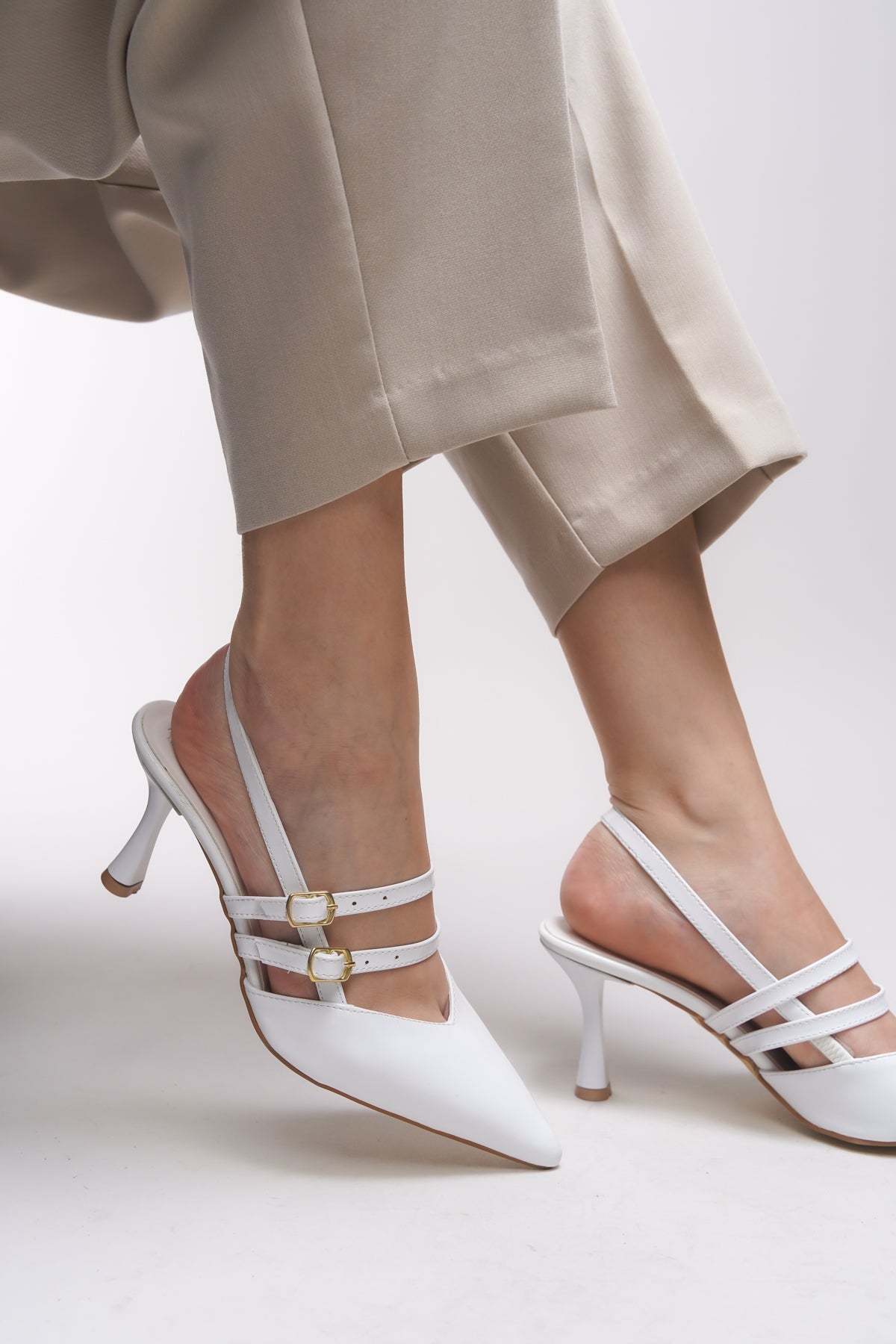 Riccon Qilyrra Kadın Sivri Burun Topuklu Ayakkabı 00128306