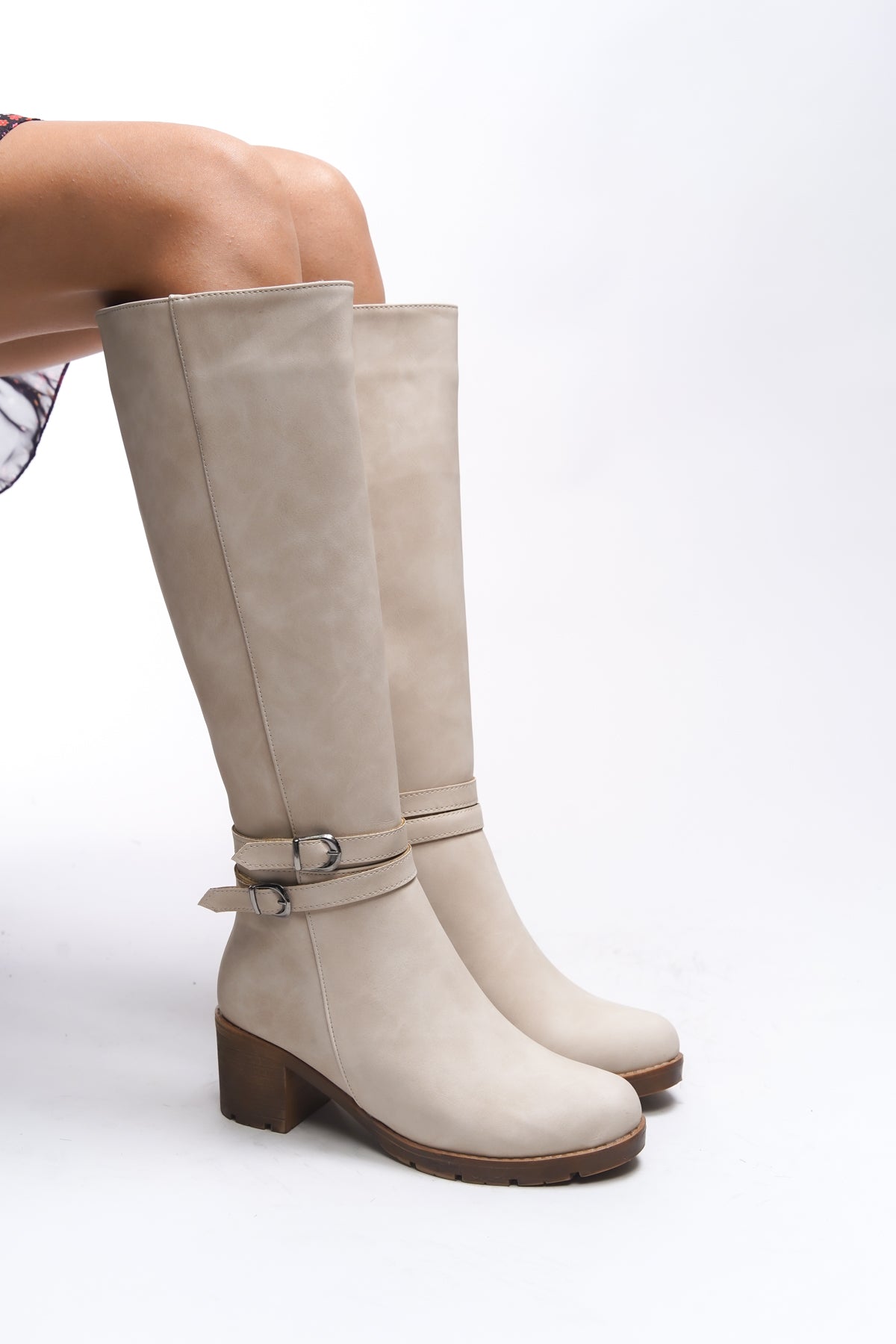 Riccon Zauhilde Kadın Toka Detaylı Topuklu Çizme 0012746