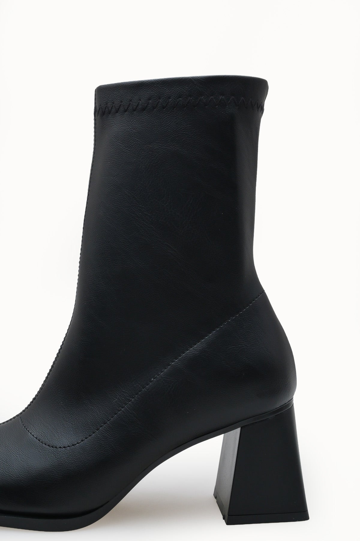 Riccon Kadın Topuklu Bot 00122100 Siyah Cilt