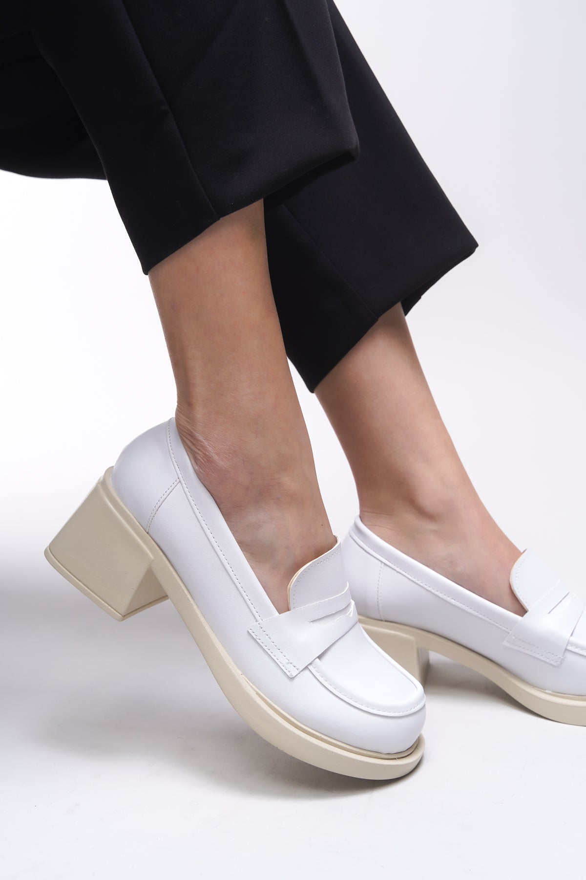 Riccon Yllthyl Kadın Loafer 0012500 Beyaz Cilt