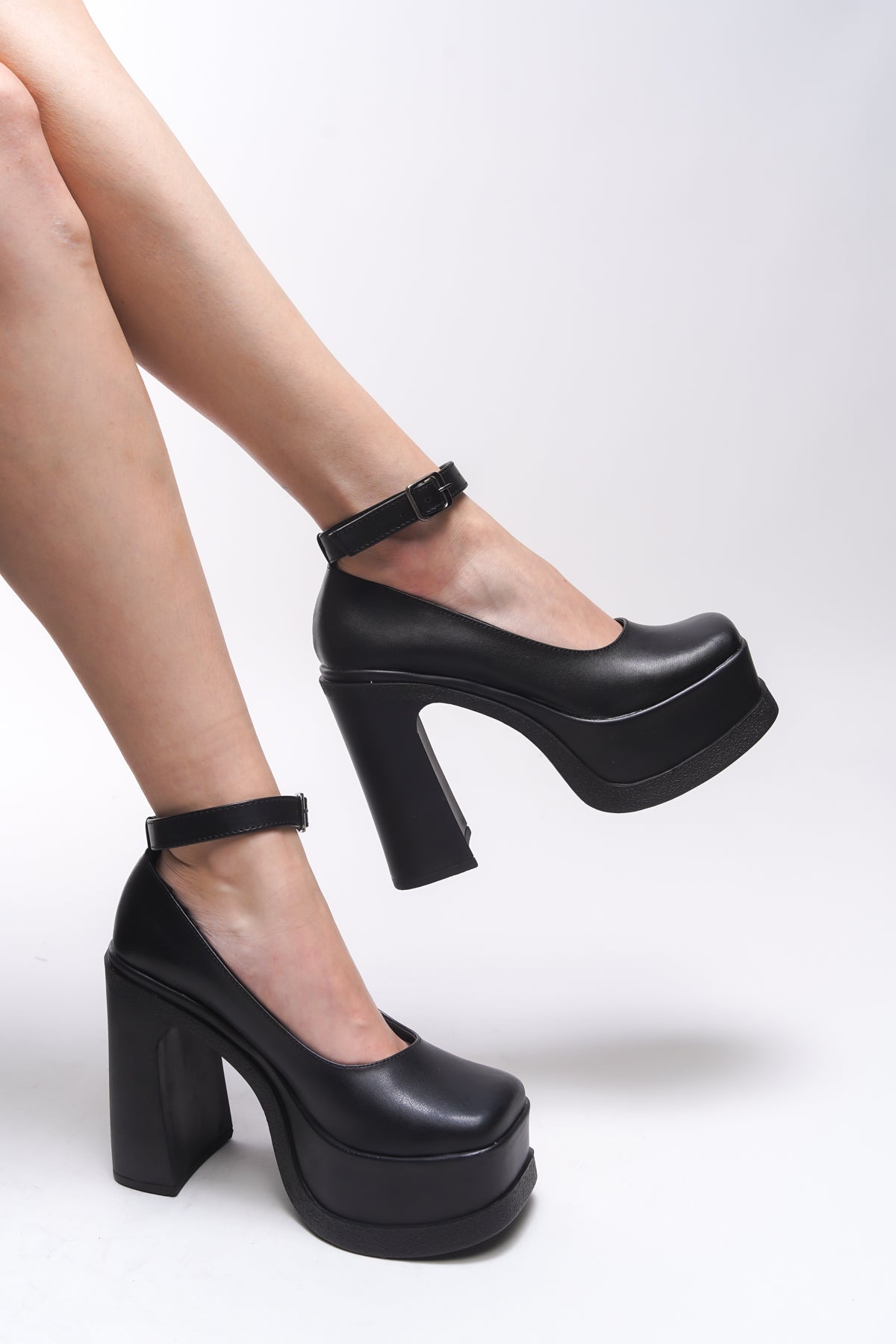 Riccon Heilsyra Kadın Yüksek Topuklu Ayakkabı 00122000