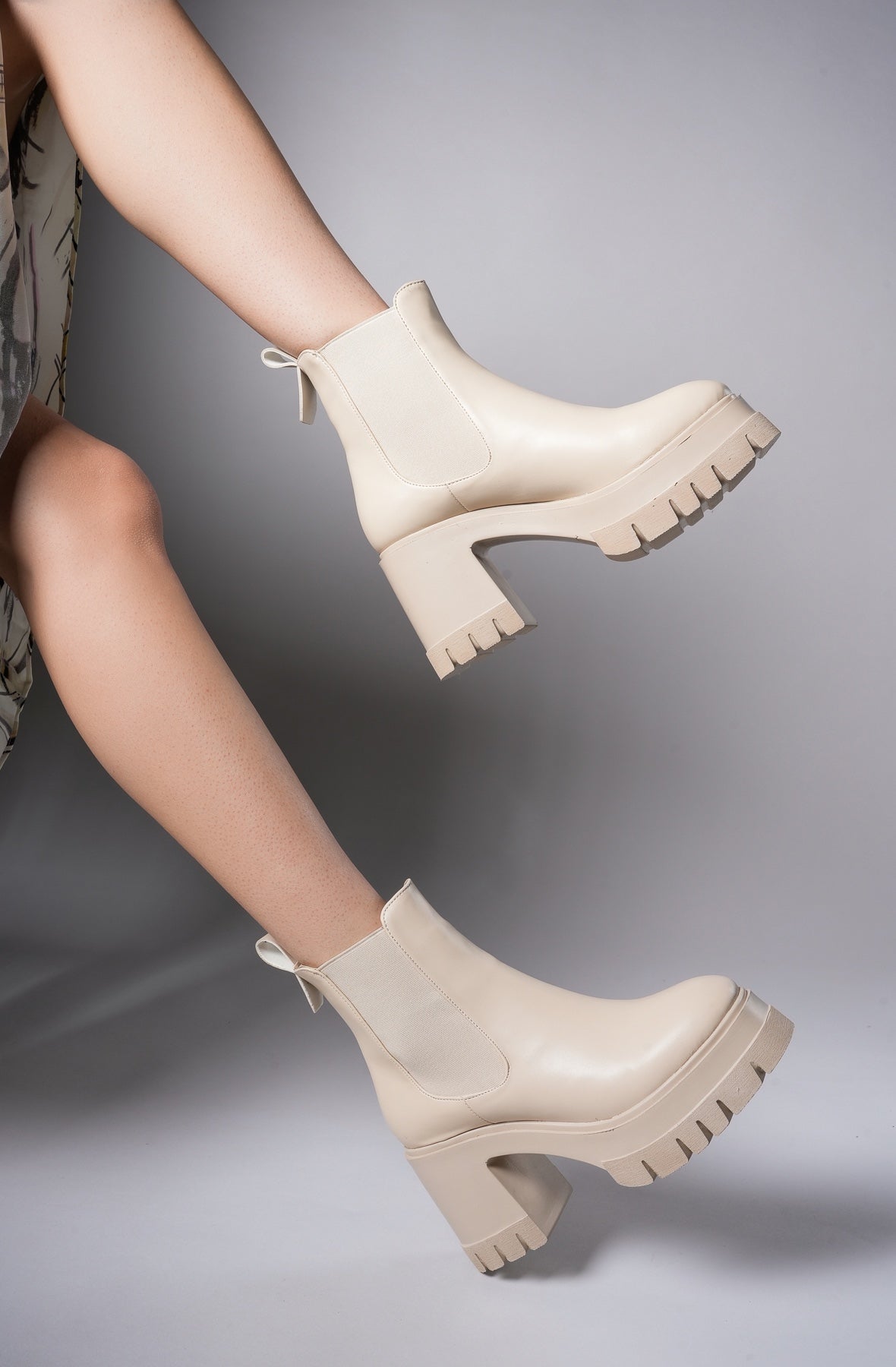 Riccon Nyendorei Kadın Topuklu Bot 0012502