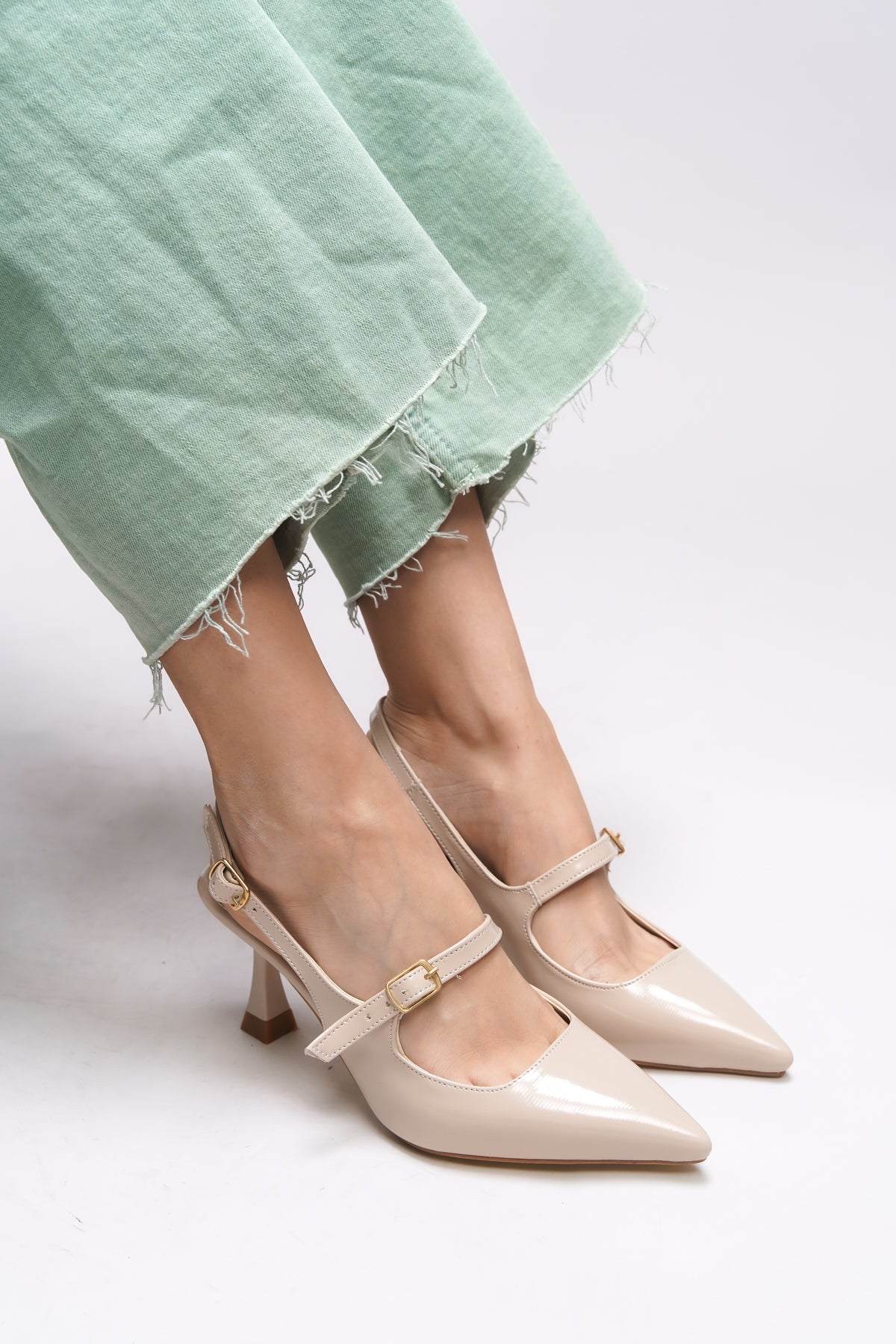 Riccon Melilendra Kadın Arkası Açık Sivri Burun Stiletto 0012701