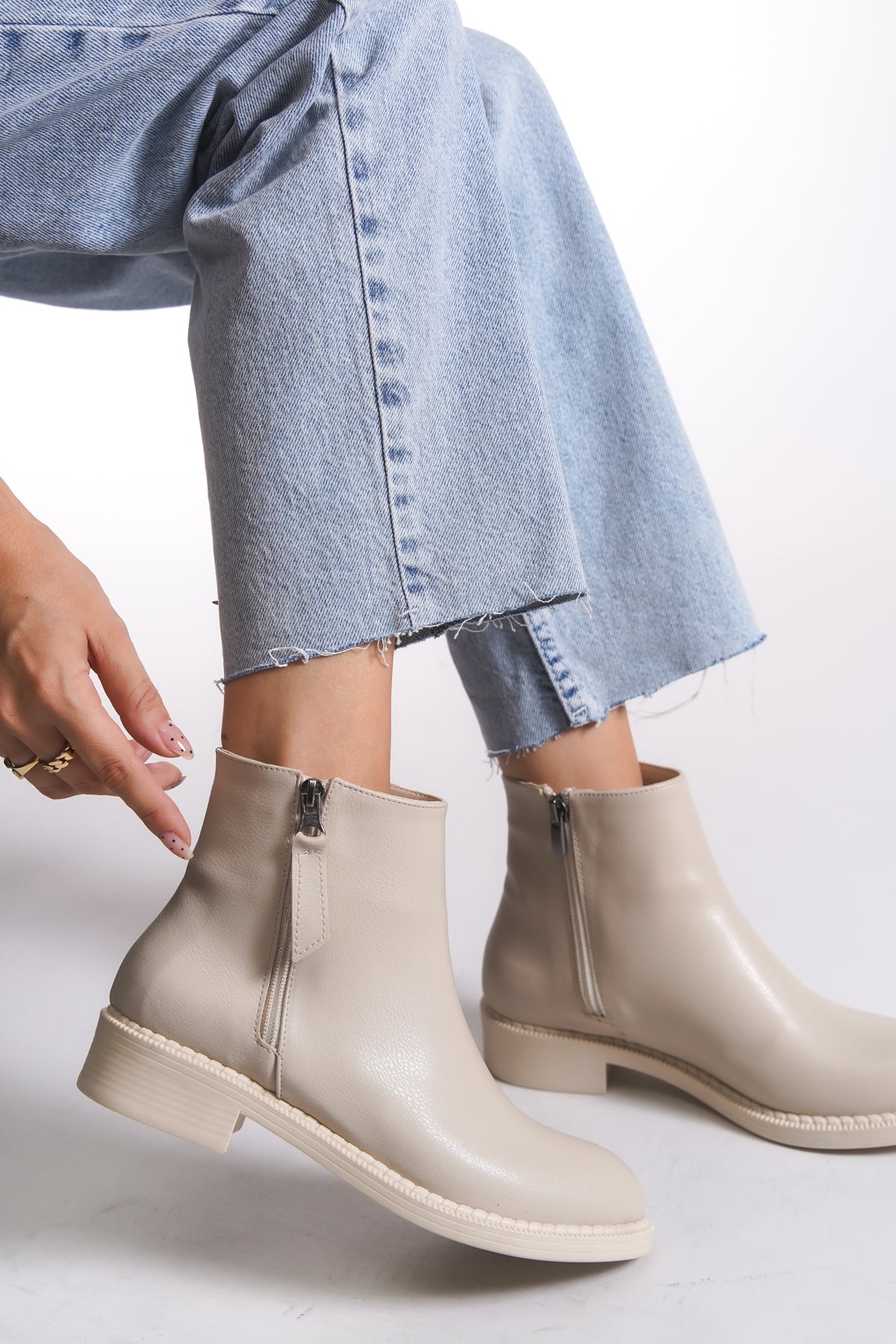 Riccon Kadın Bot 00120040