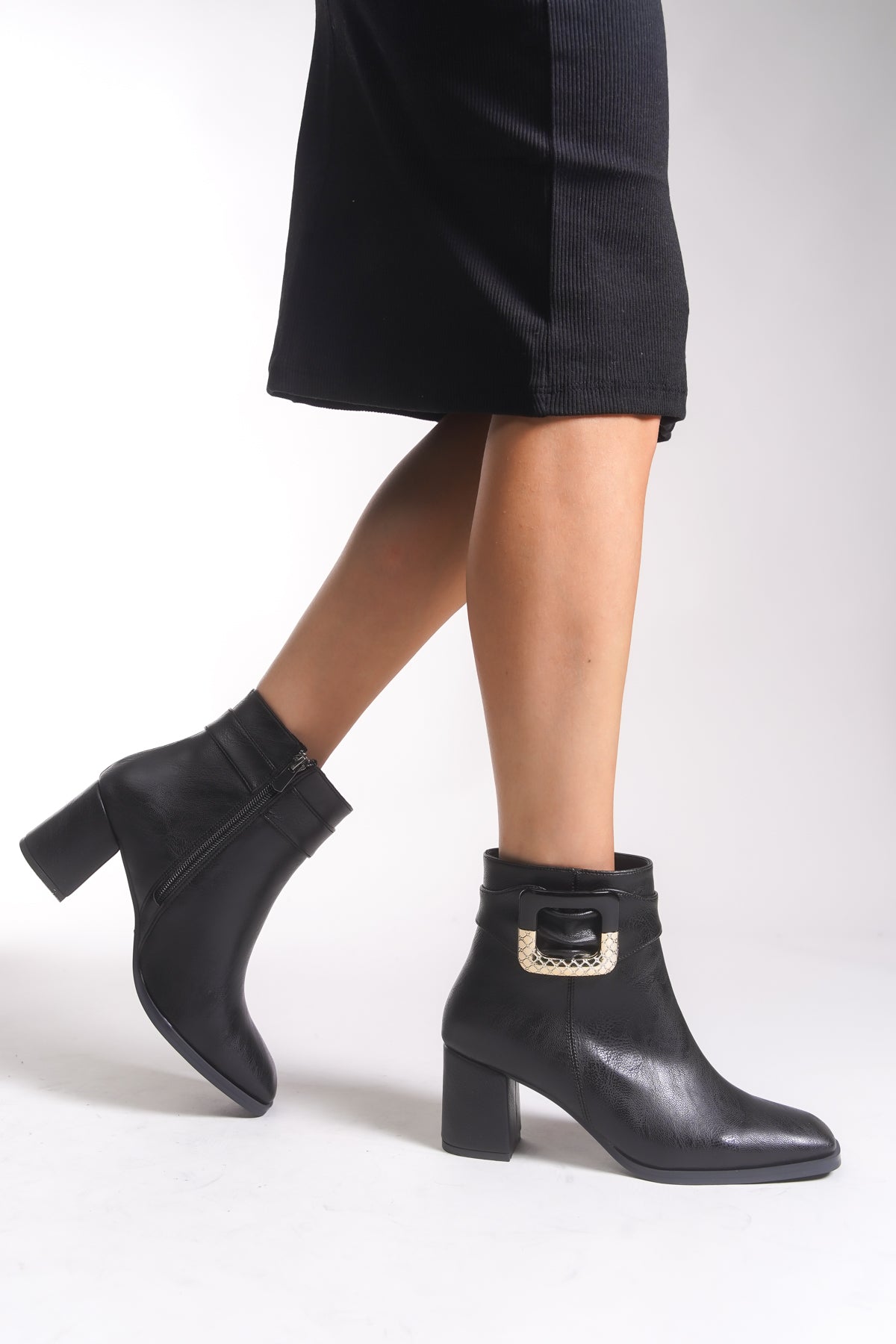 Riccon Kadın Toka Detaylı Topuklu Bot 00121050