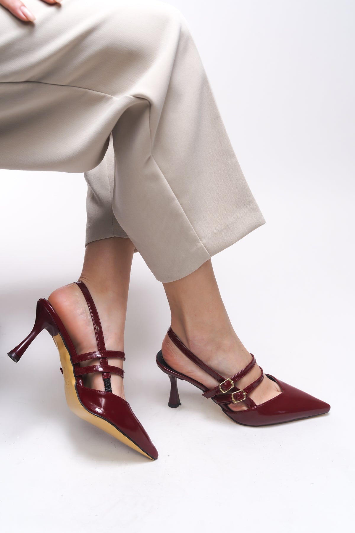 Riccon Qilyrra Kadın Sivri Burun Topuklu Ayakkabı 00128306