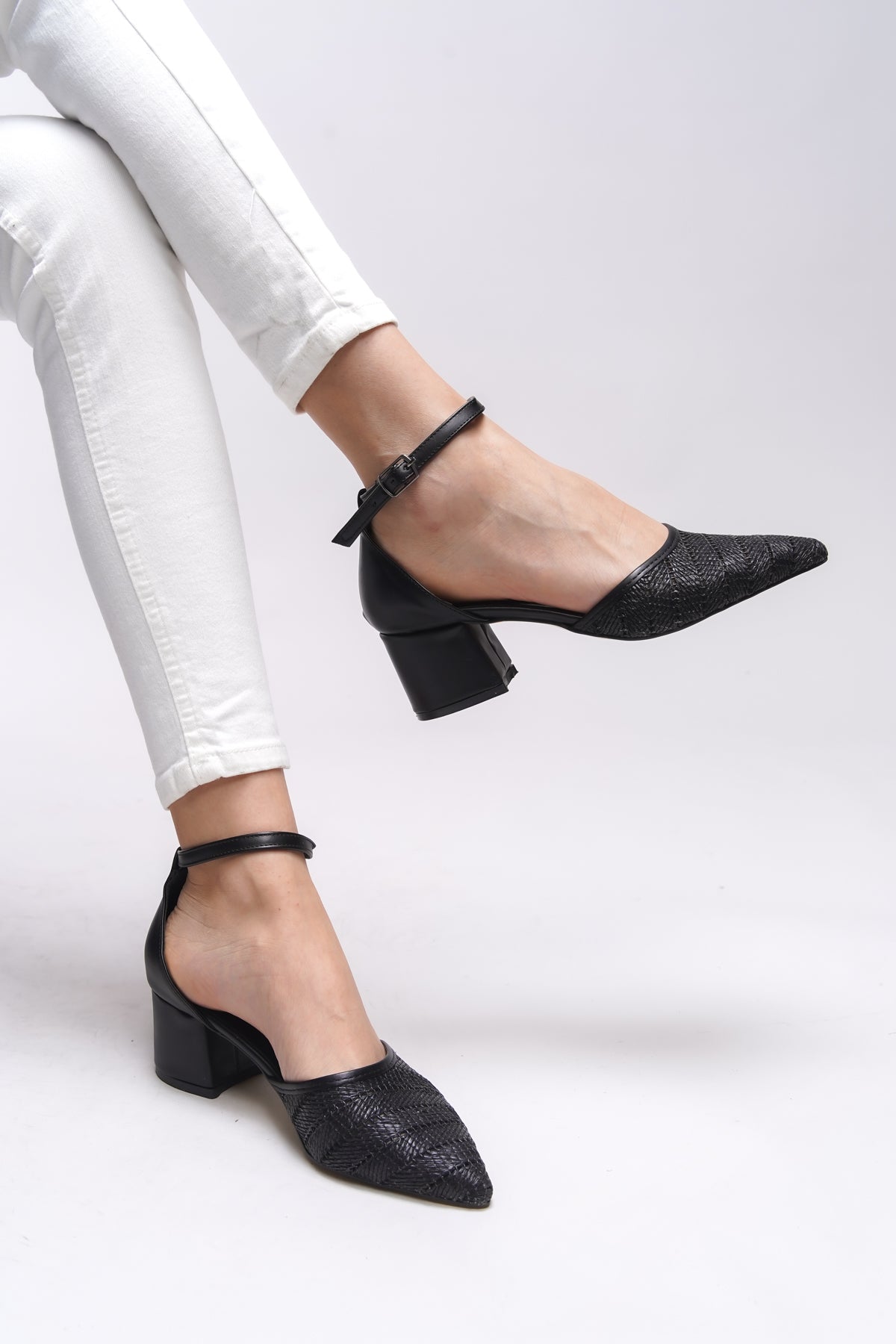 Riccon Mirrithe Kadın Sivri Burun Hasır Topuklu Ayakkabı 0012416