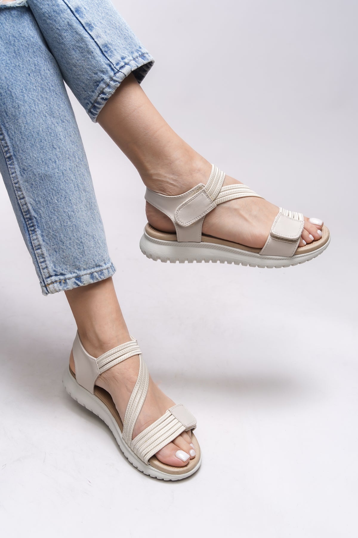 Riccon Yvnaestra Kadın Sandalet 00121002