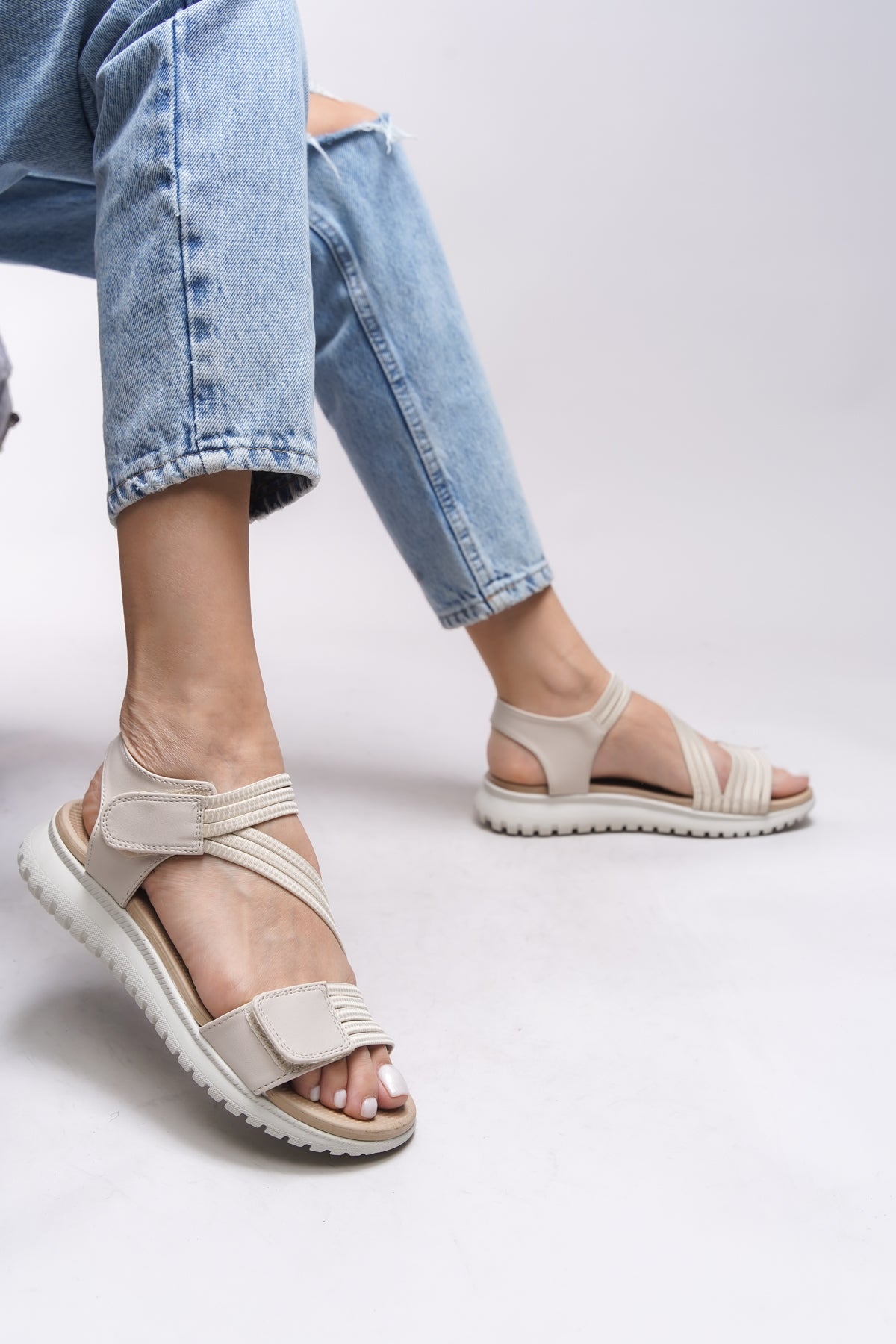 Riccon Yvnaestra Kadın Sandalet 00121002