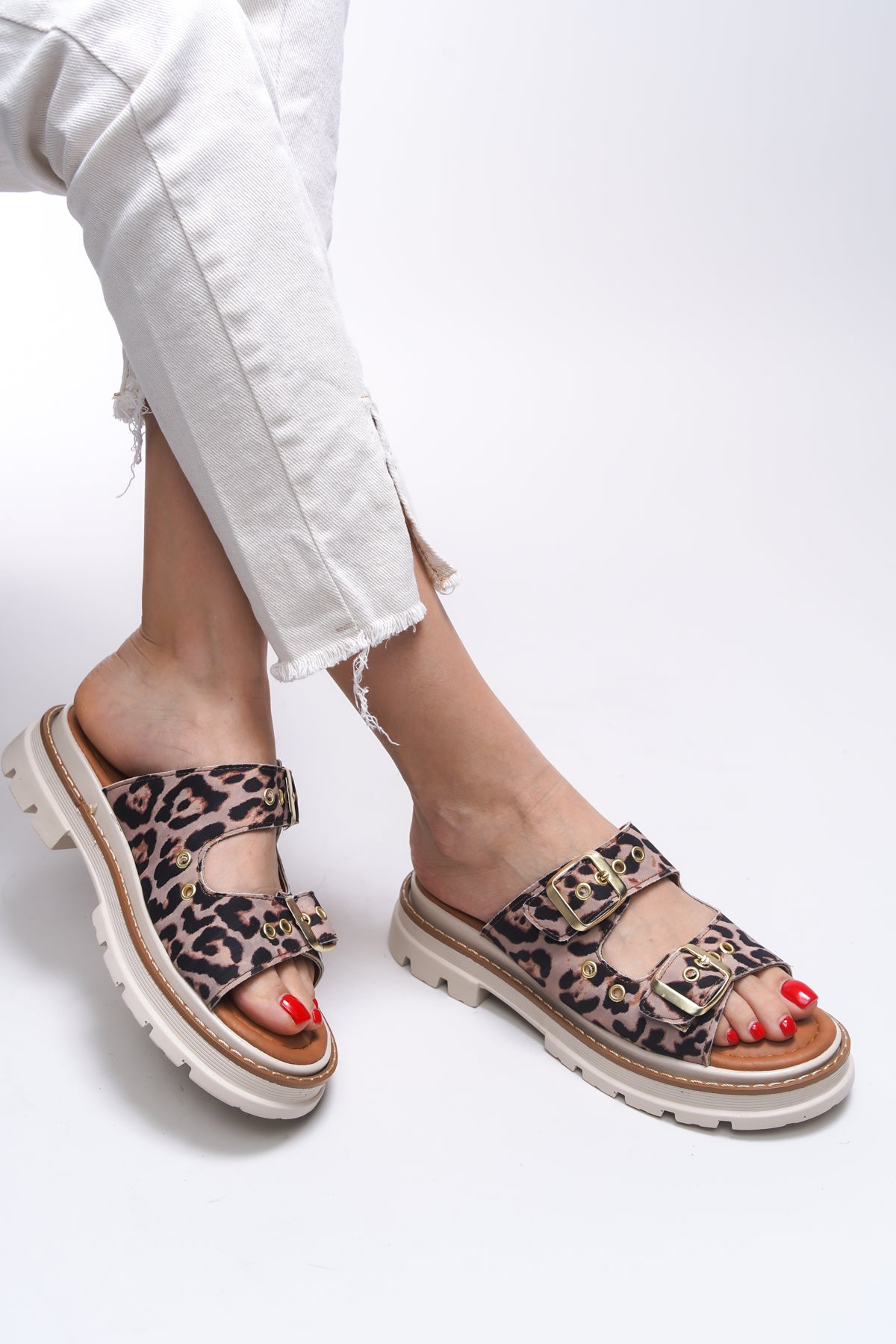 Riccon Tamrithe Kadın Terlik 0012100 Leopar Bej