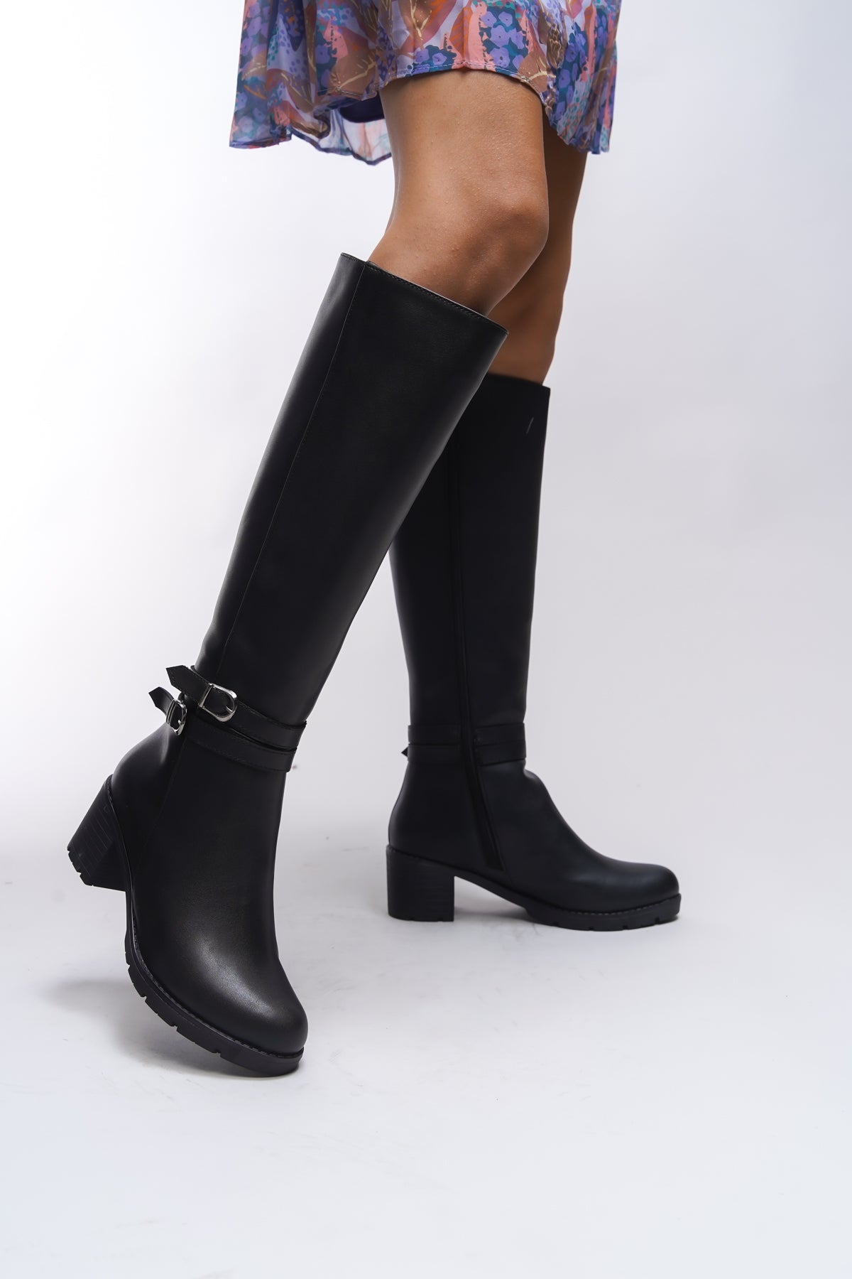 Riccon Zauhilde Kadın Toka Detaylı Topuklu Çizme 0012746