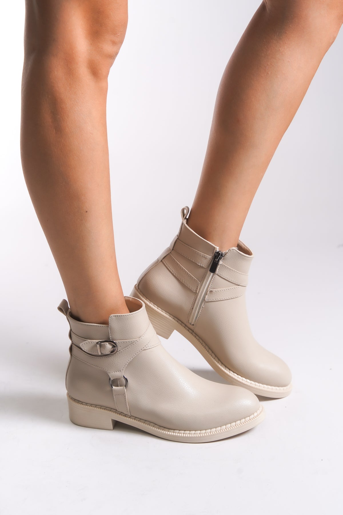 Riccon Kadın Bot 00120030