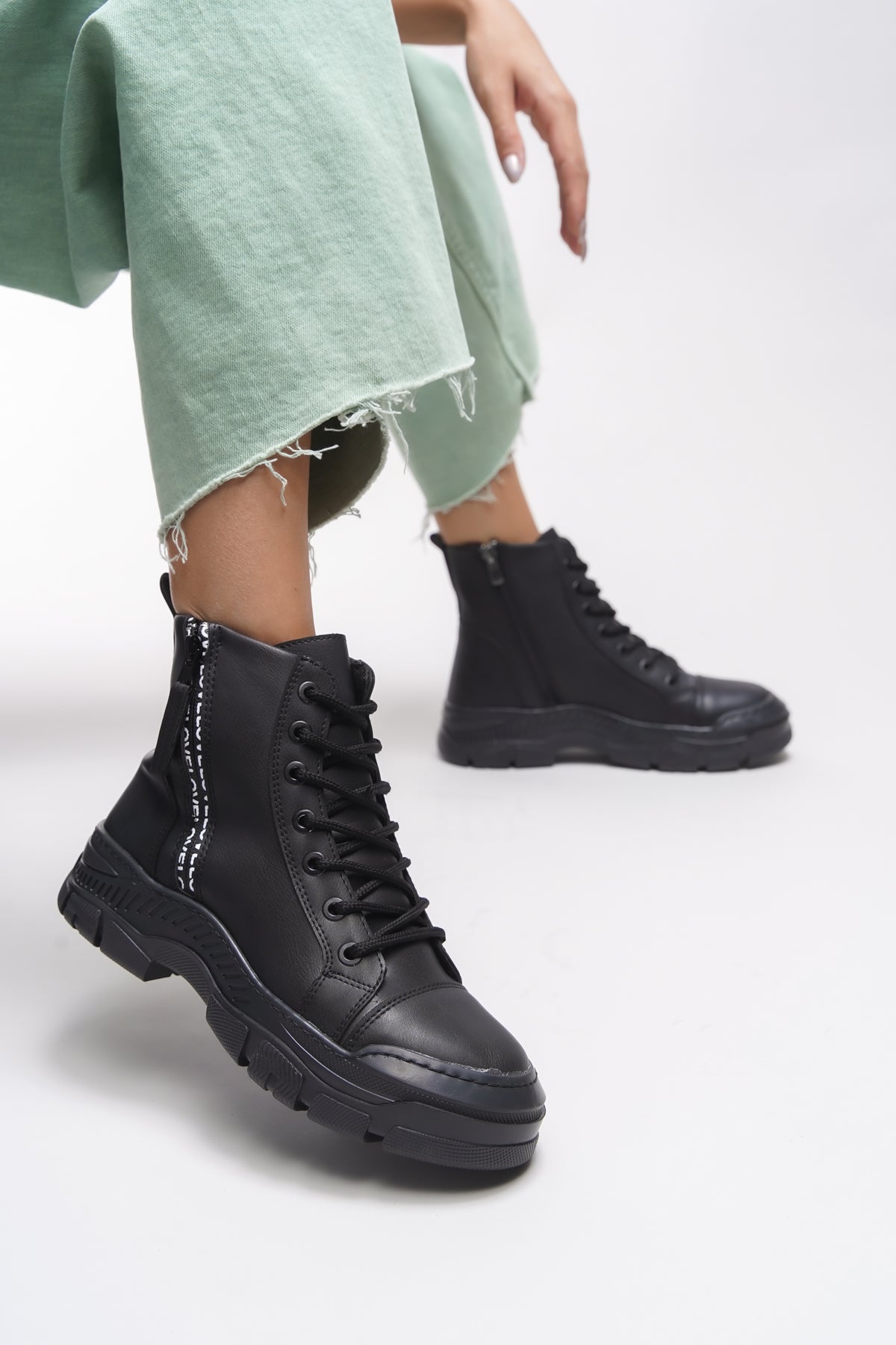 Riccon Rosarithe Kadın Fermuarlı Bot 0012704