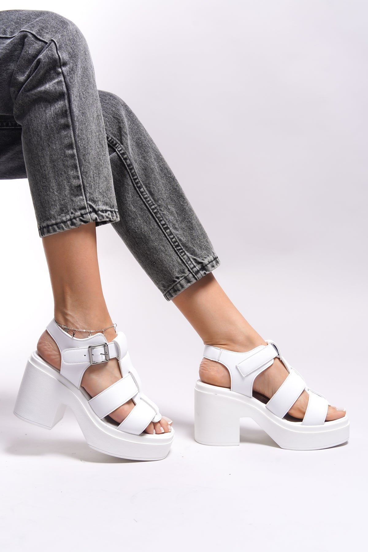 Riccon Felebelle Kadın Topuklu Sandalet 00122001