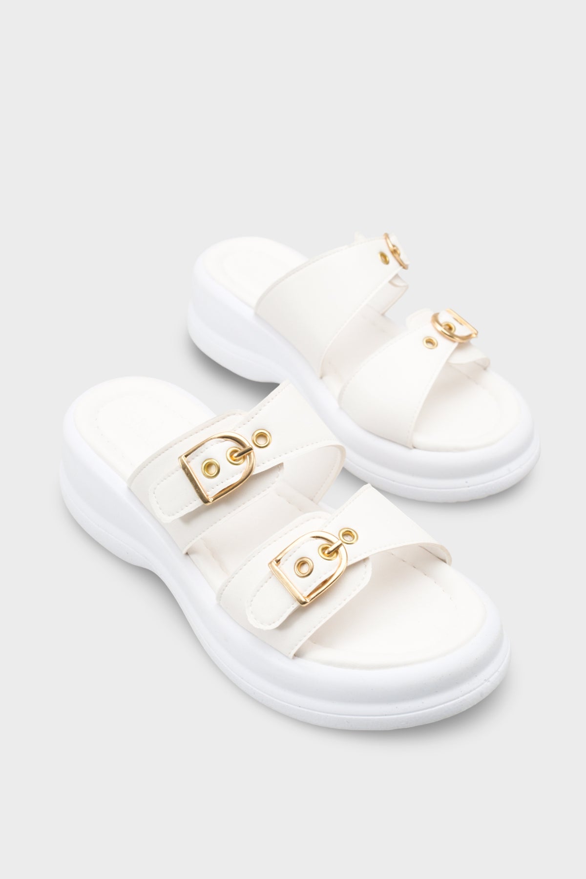 Riccon Kadın Çift Tokalı Terlik 00121027 Beyaz