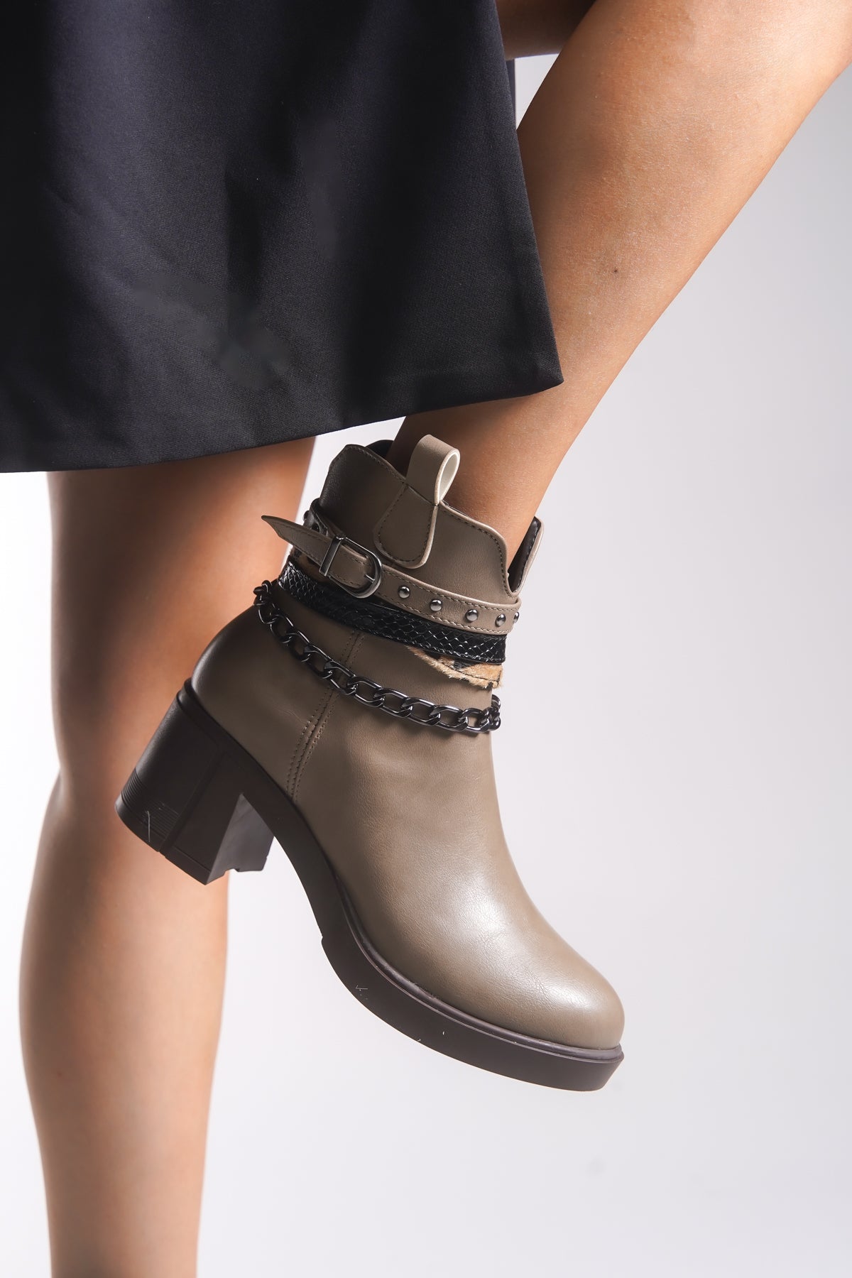 Riccon Niralynth Kadın Bot 0012560