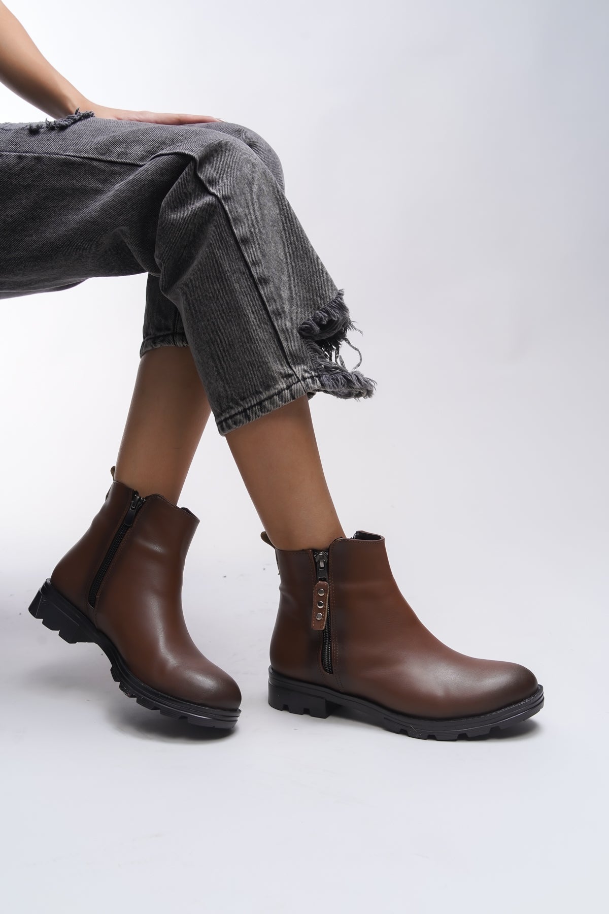 Riccon Elislaena Kadın Fermuarlı Bot 0012101