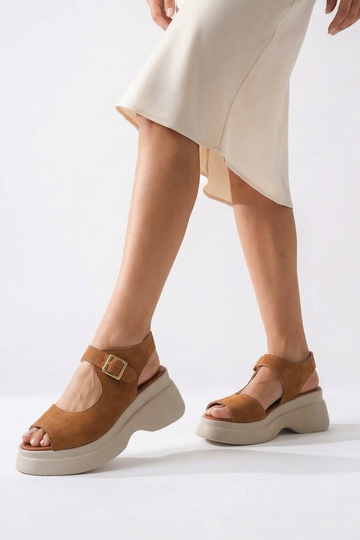 Riccon Quelaela Kadın Sandalet 0012906 Taba Deri Dokulu