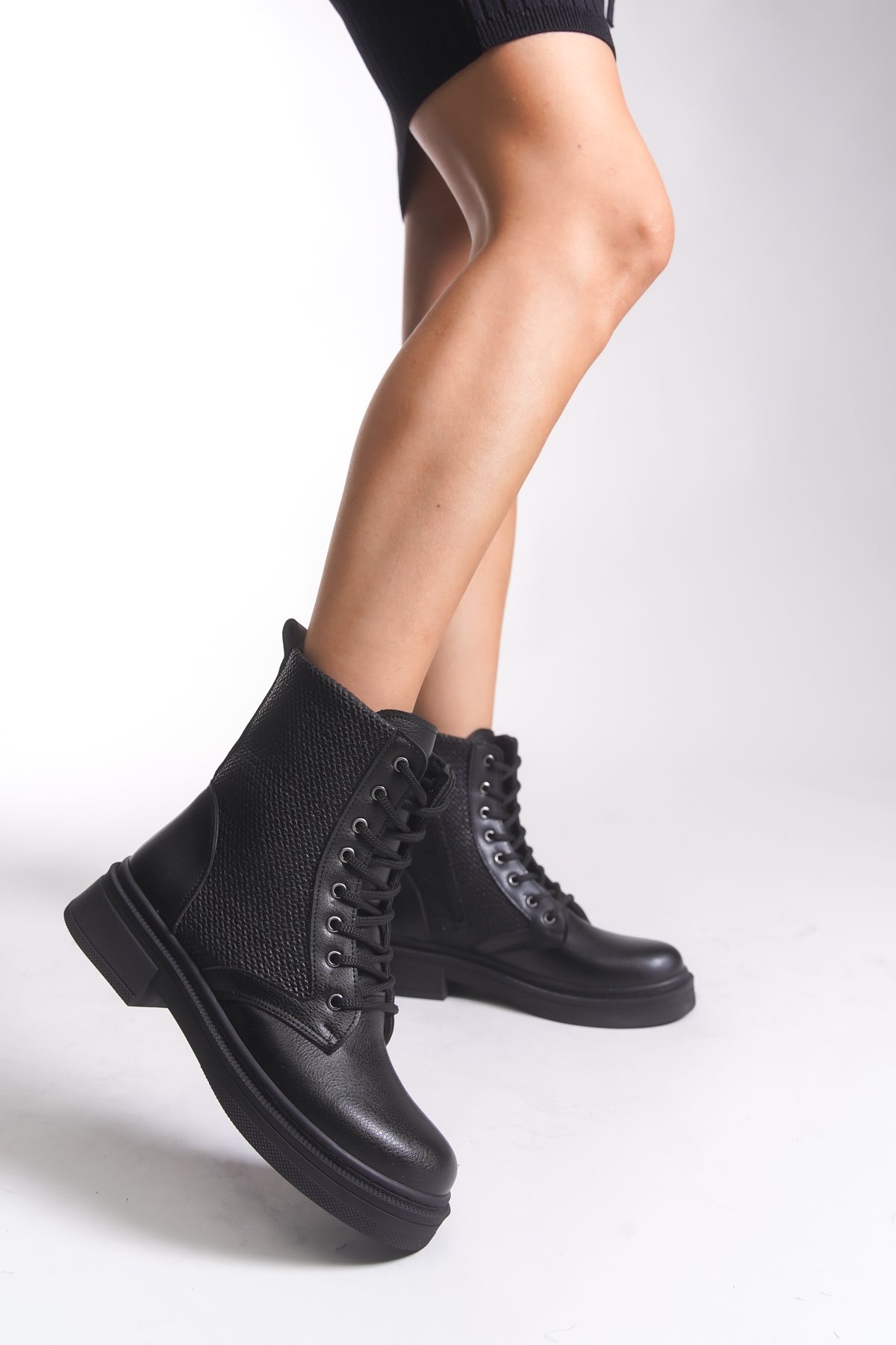 Riccon Loraliania Kadın Postal Bot 0012010