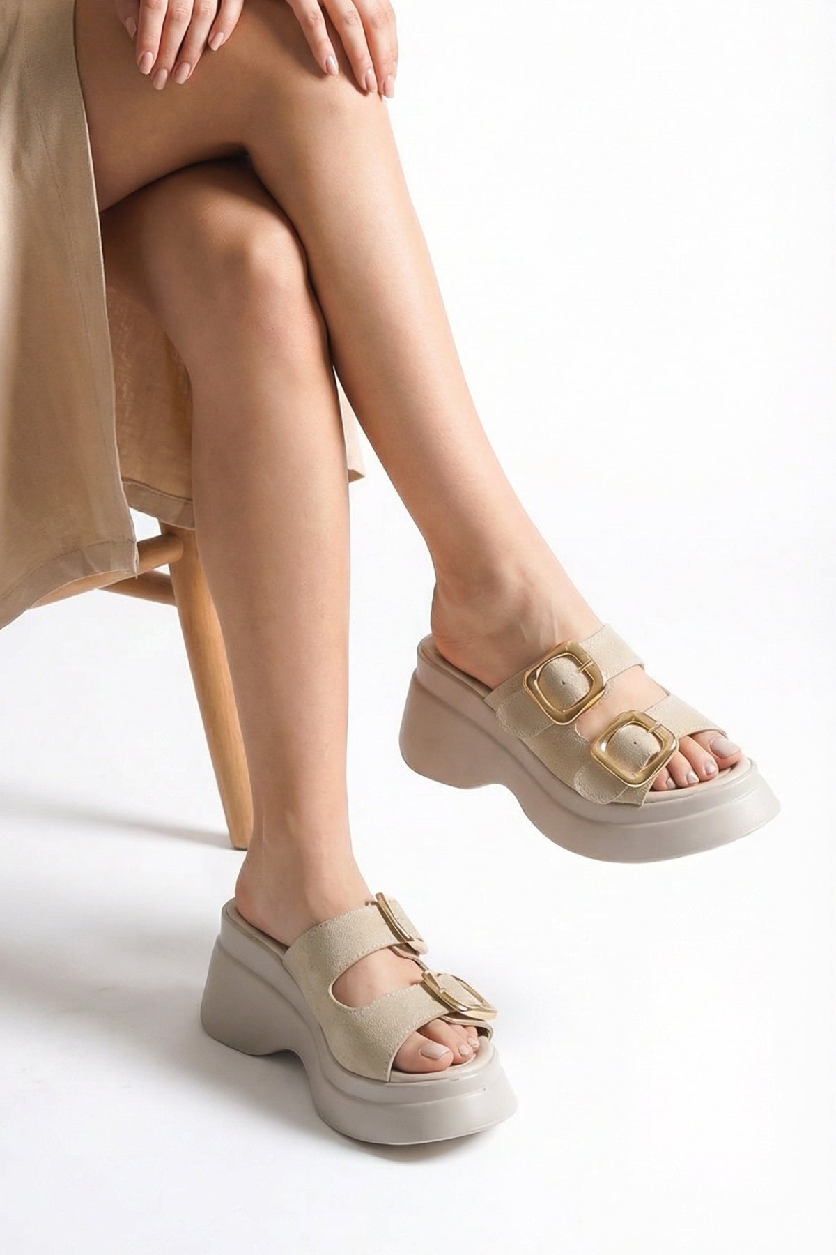 Riccon Heilrele Kadın Terlik 0012908 Bej Deri Dokulu