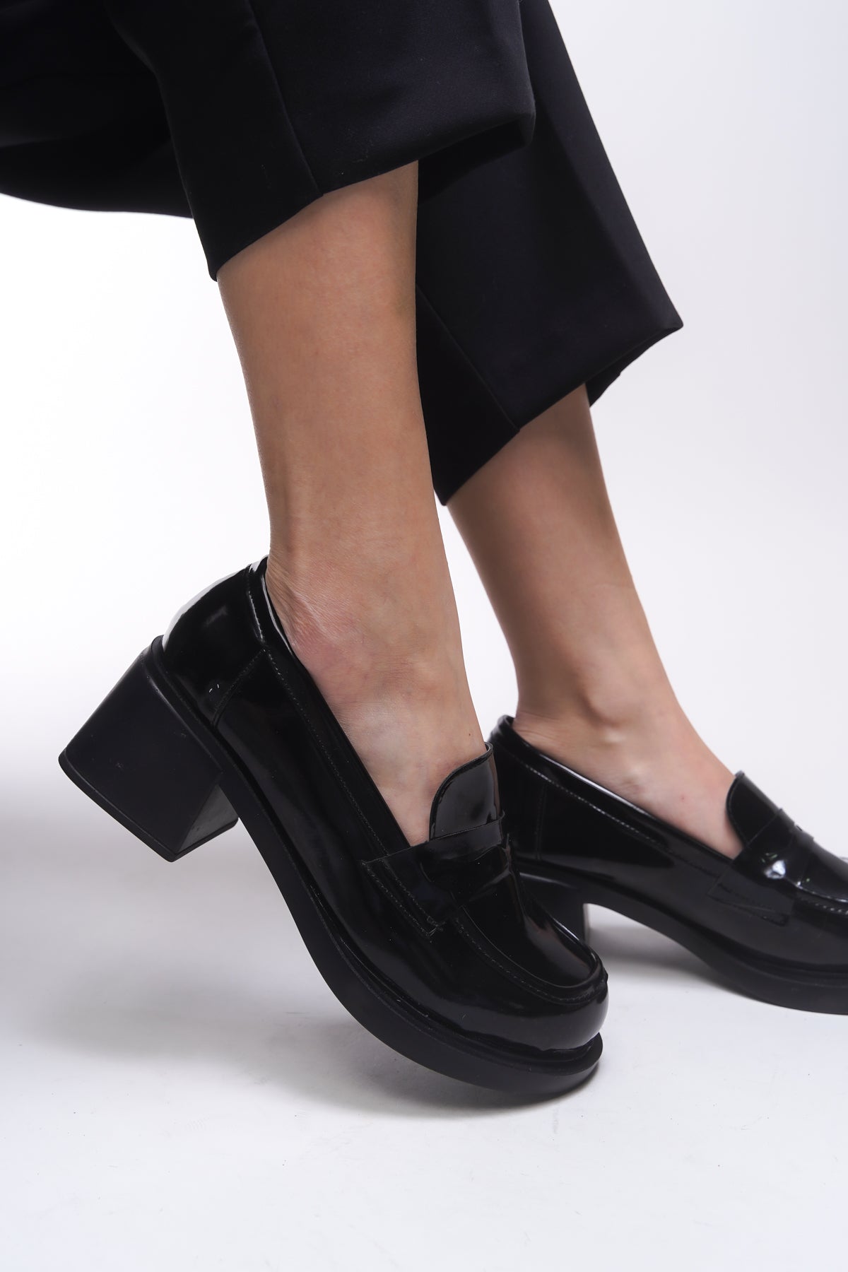 Riccon Yllthyl Kadın Loafer 0012500 Siyah Rugan